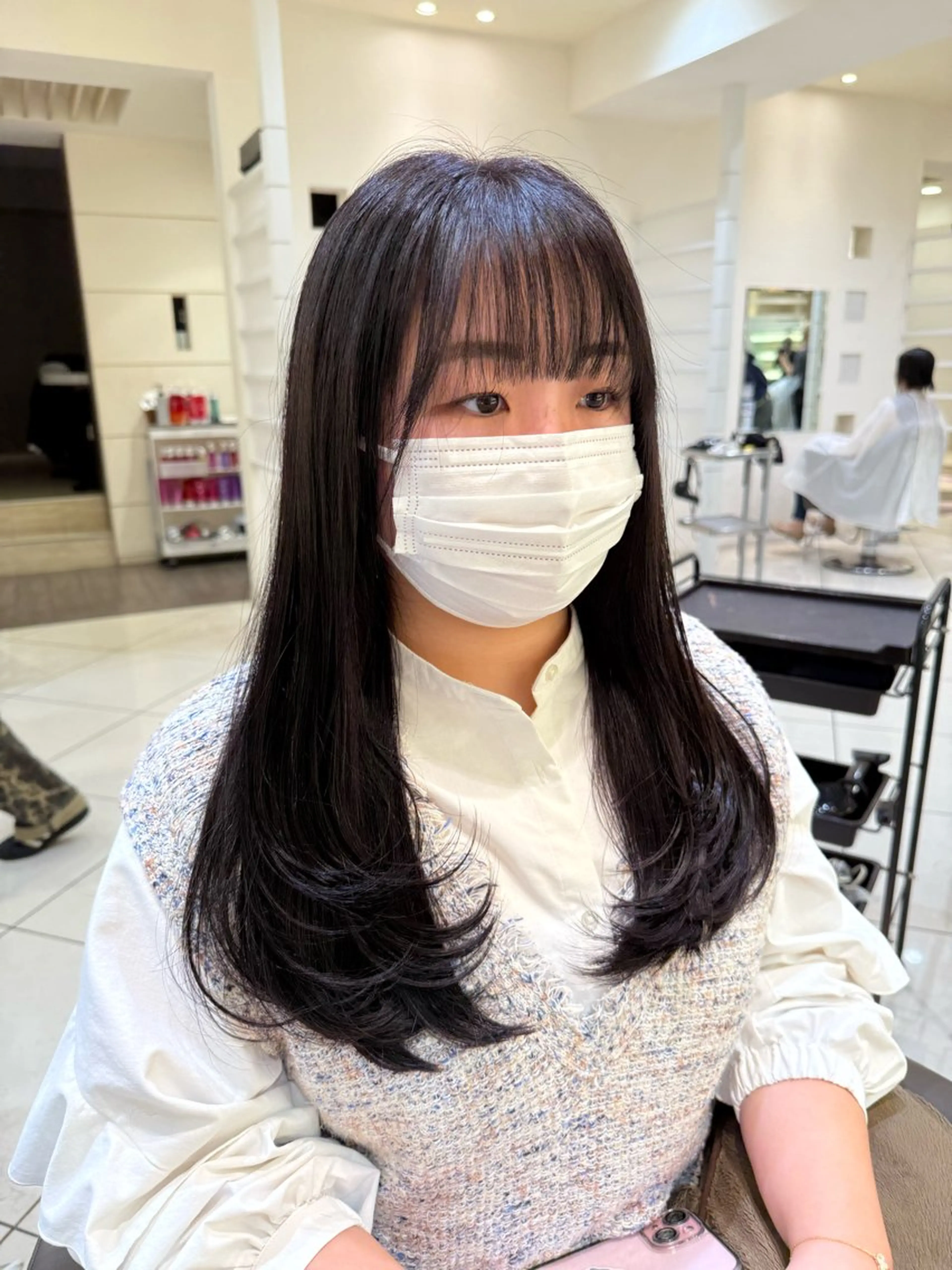 セミロング カラー ヘアアレンジ カット ヘアカラー トリートメント 韓国レイヤー🖤🤍 /うえのゆずのヘアスタイル