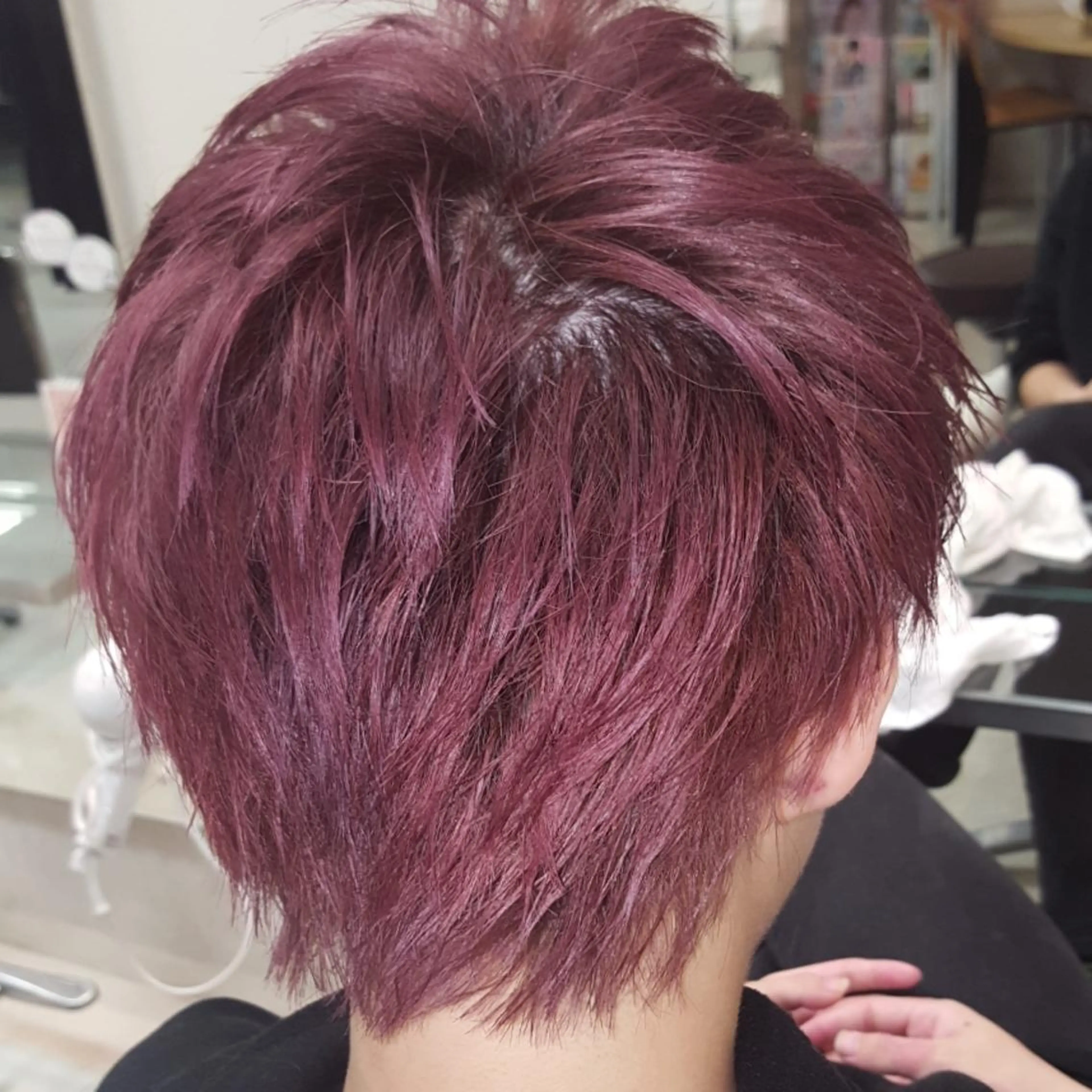 ショート カラー ダブルカラー ヘアカラー 菊地 美憂のヘアスタイル