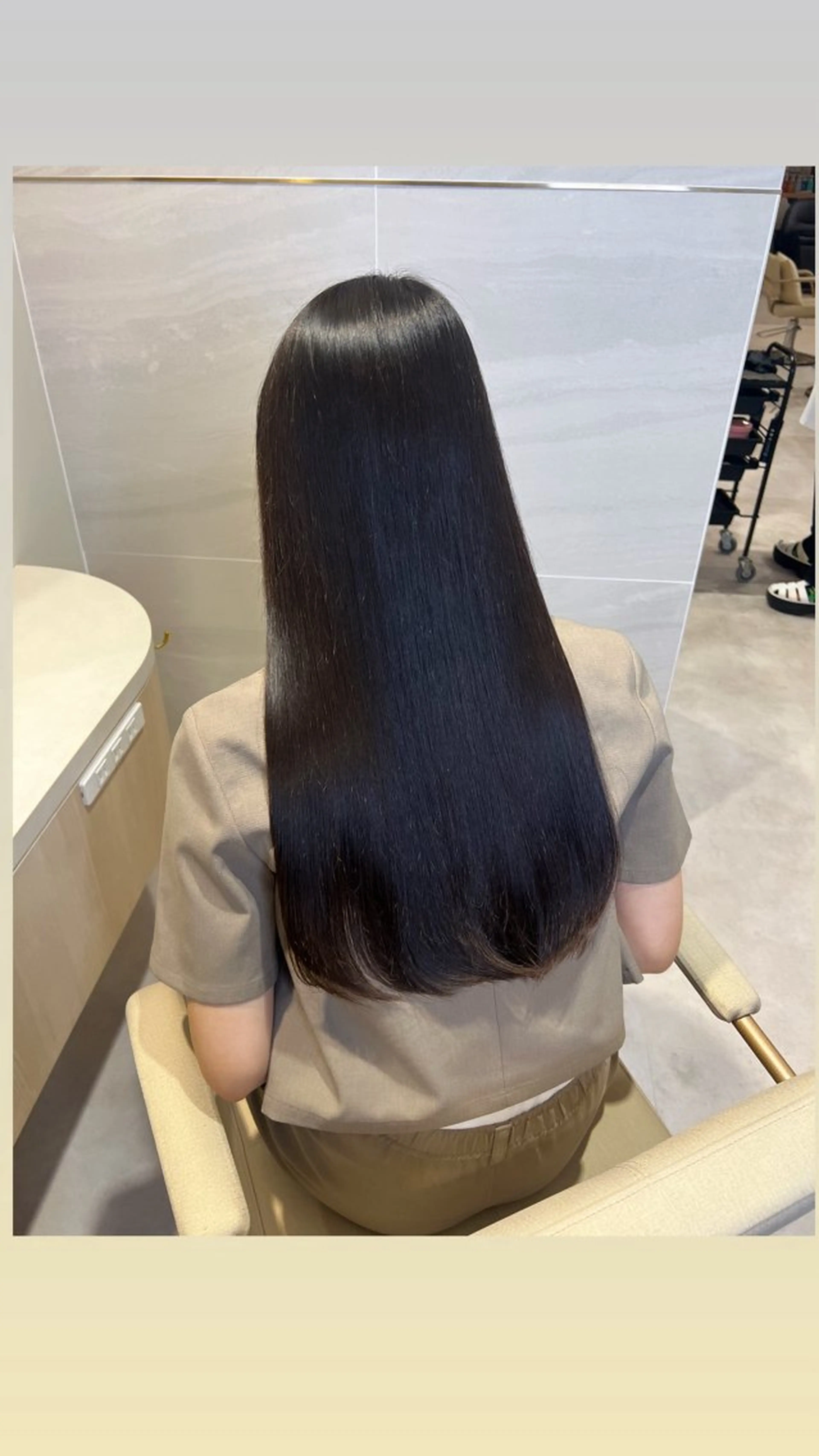 ロング パーマ 縮毛矯正 トリートメント ストレートパーマ カット無料｜レイヤー カット｜韓国モテへアのヘアスタイル