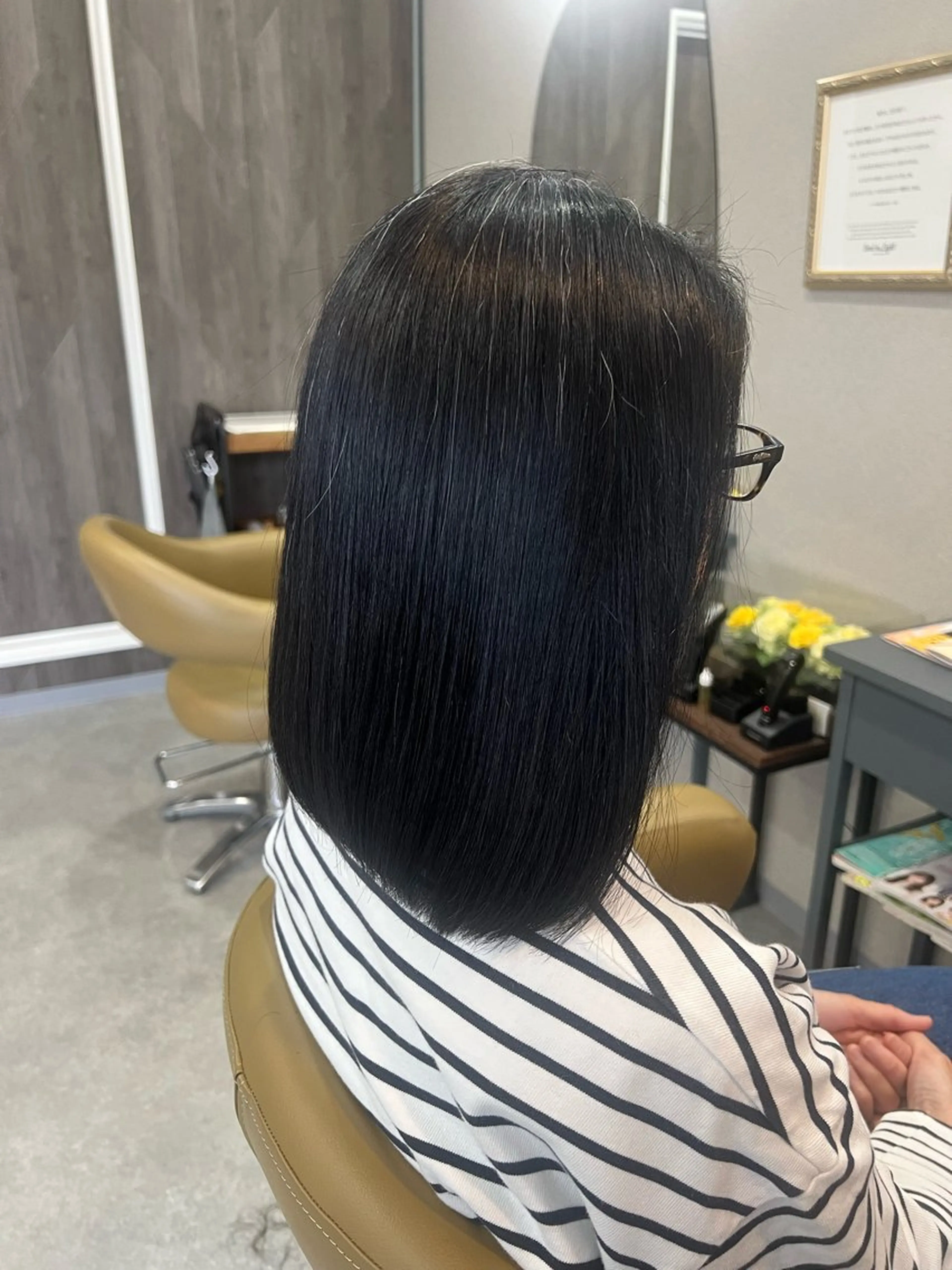 ミディアム 縮毛矯正 Send the Light所属・齊藤 亜弥のヘアスタイル