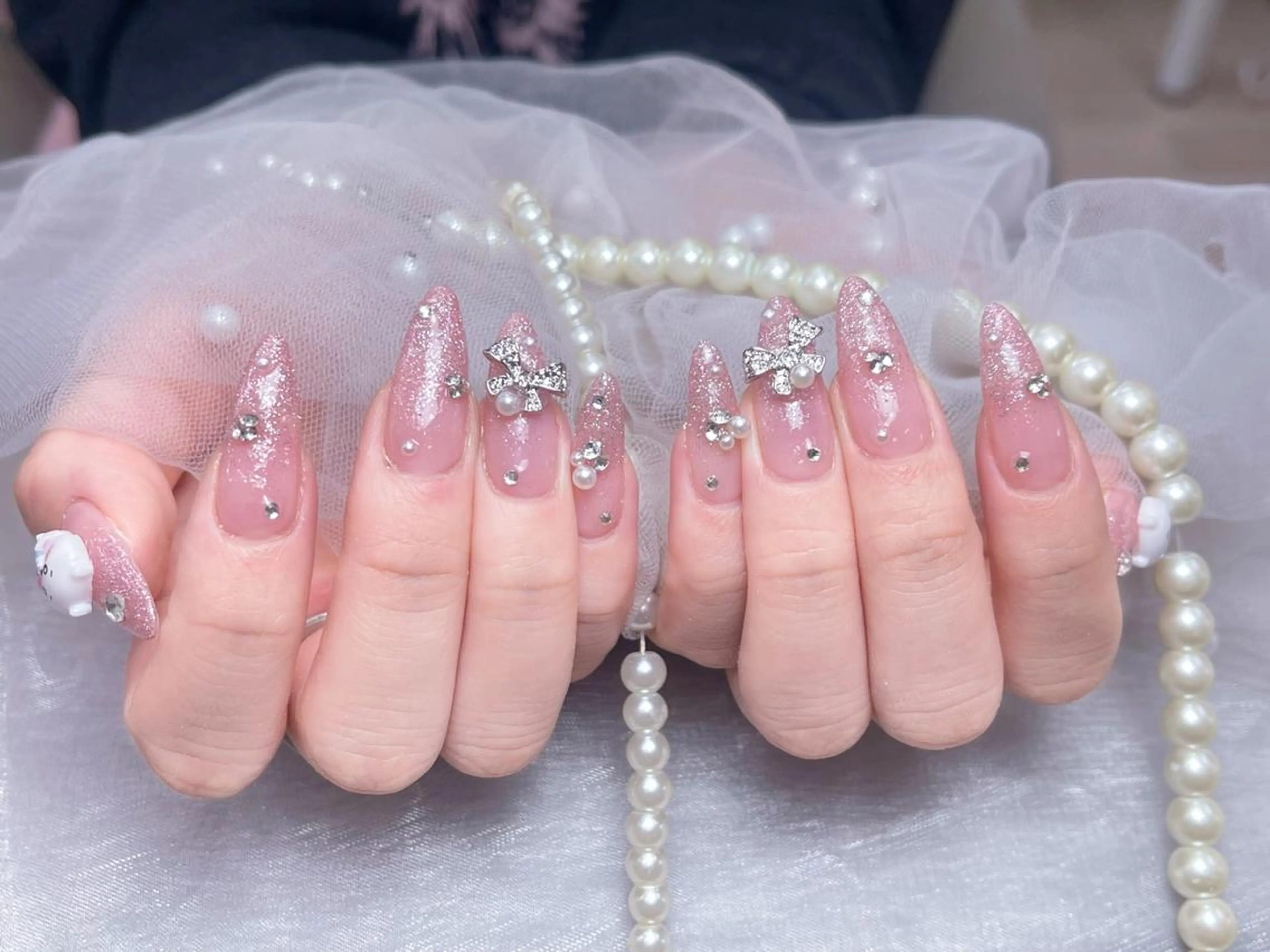 メンズ ネイル メンズ韓国風 アートネイル フレンチネイル ジェルネイル キラキラネイル Bloom kabukiのネイルデザイン