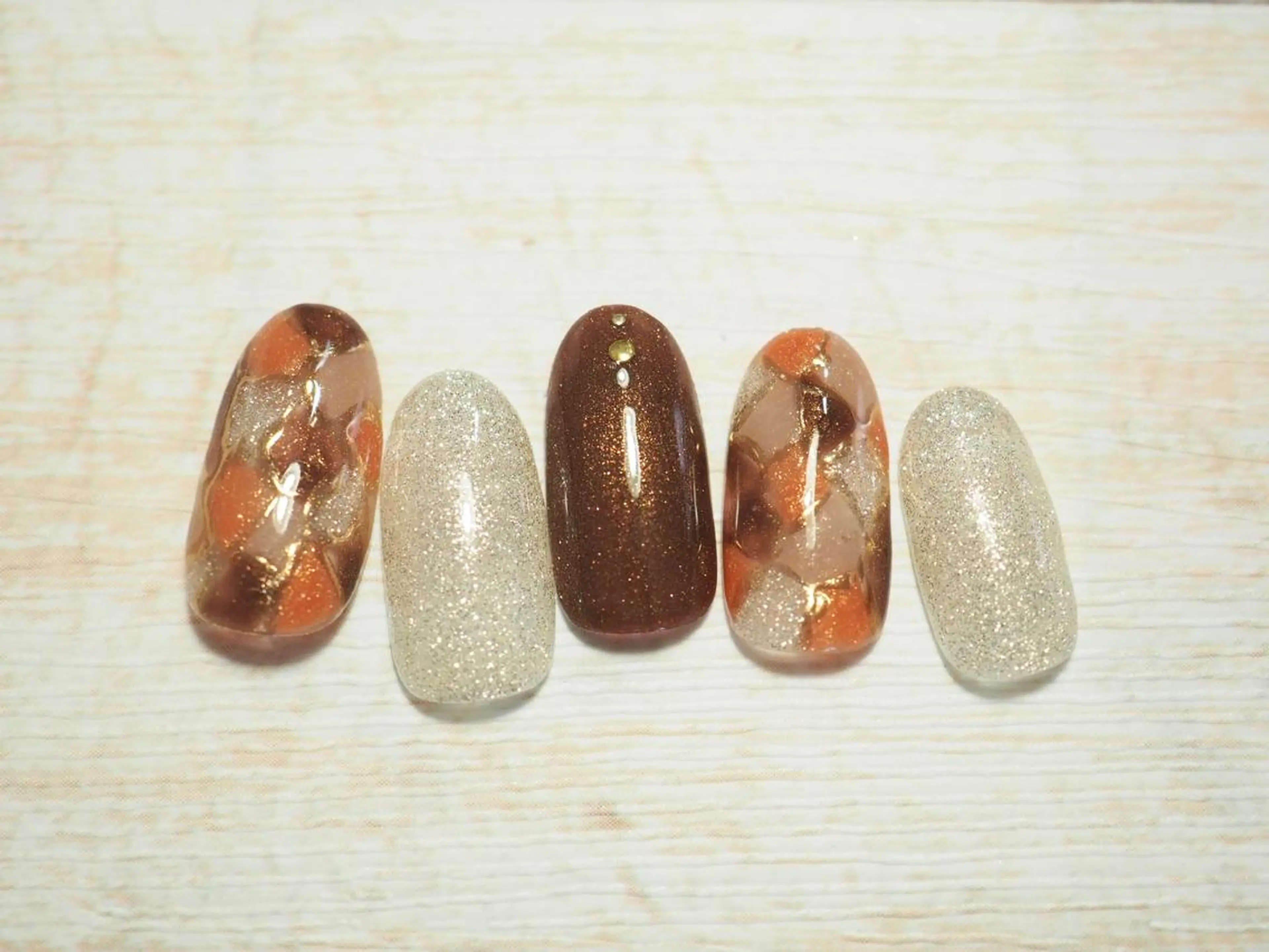 ネイル トップネイリスト Ribbon立川店のネイルデザイン