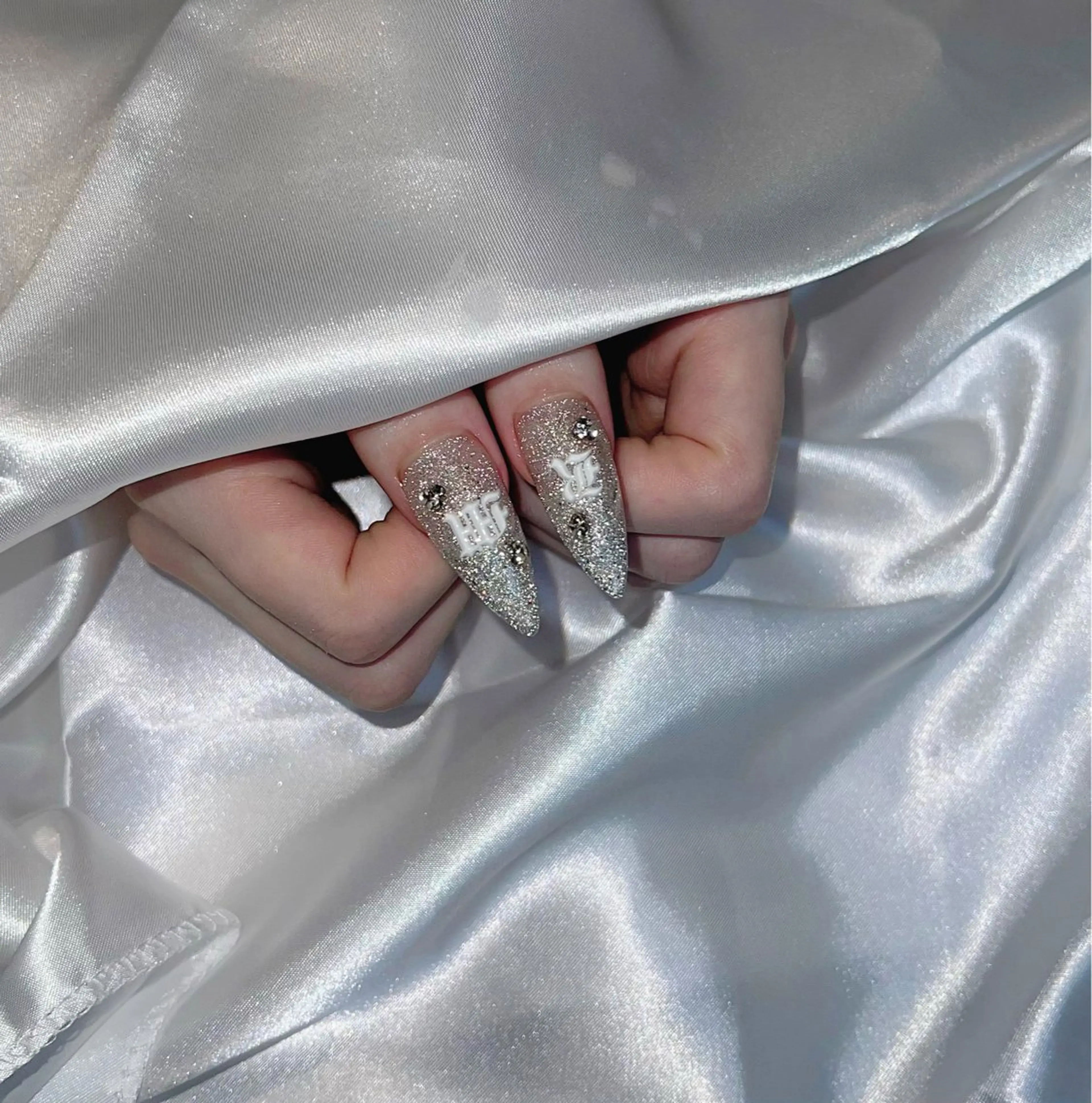 ネイル フラッシュネイル 持ち込み ハンドネイル Lino+ ネイル&よもぎ蒸しのネイルデザイン