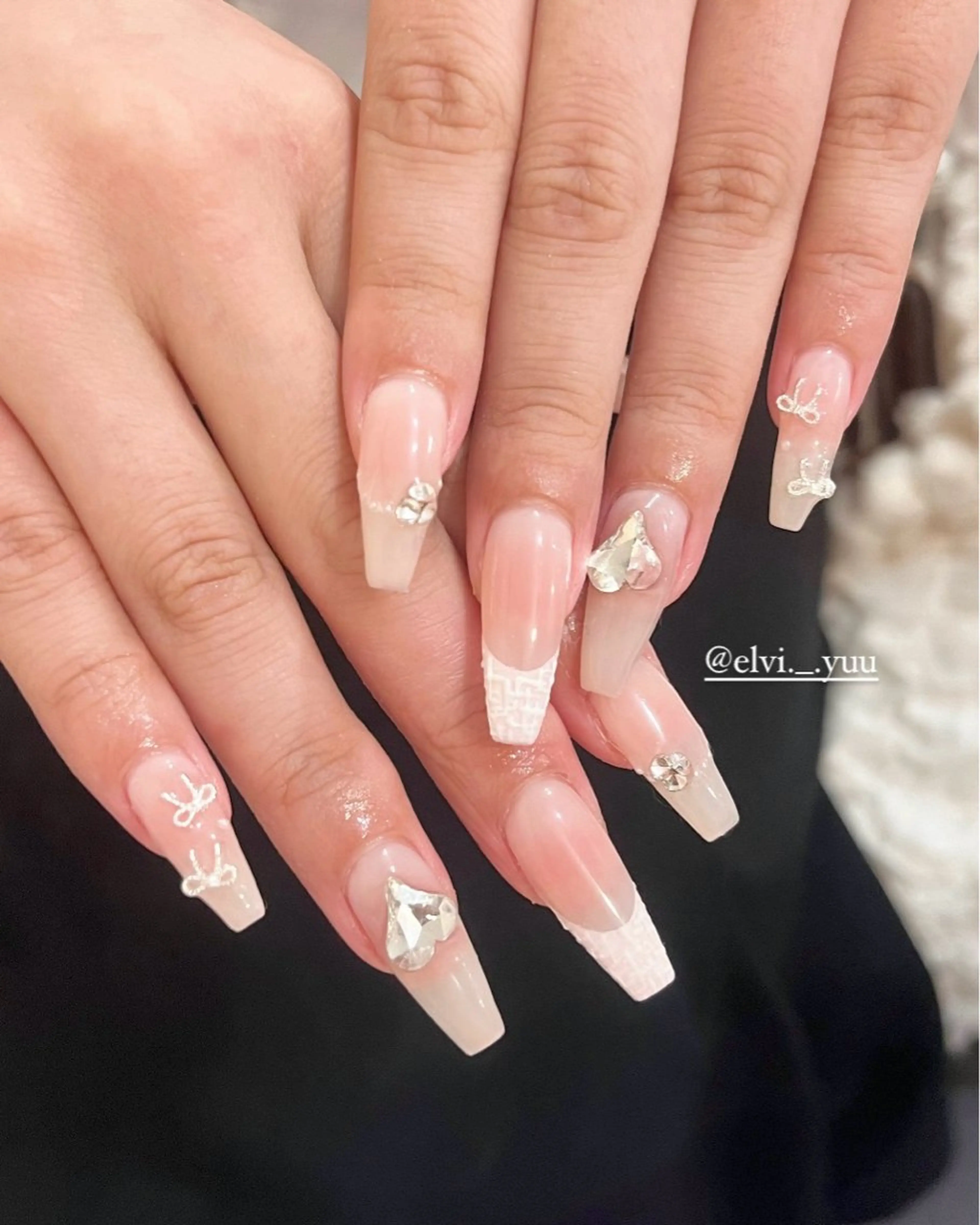 ネイル SALON ELVI.所属・SALON ELVI.のネイルデザイン