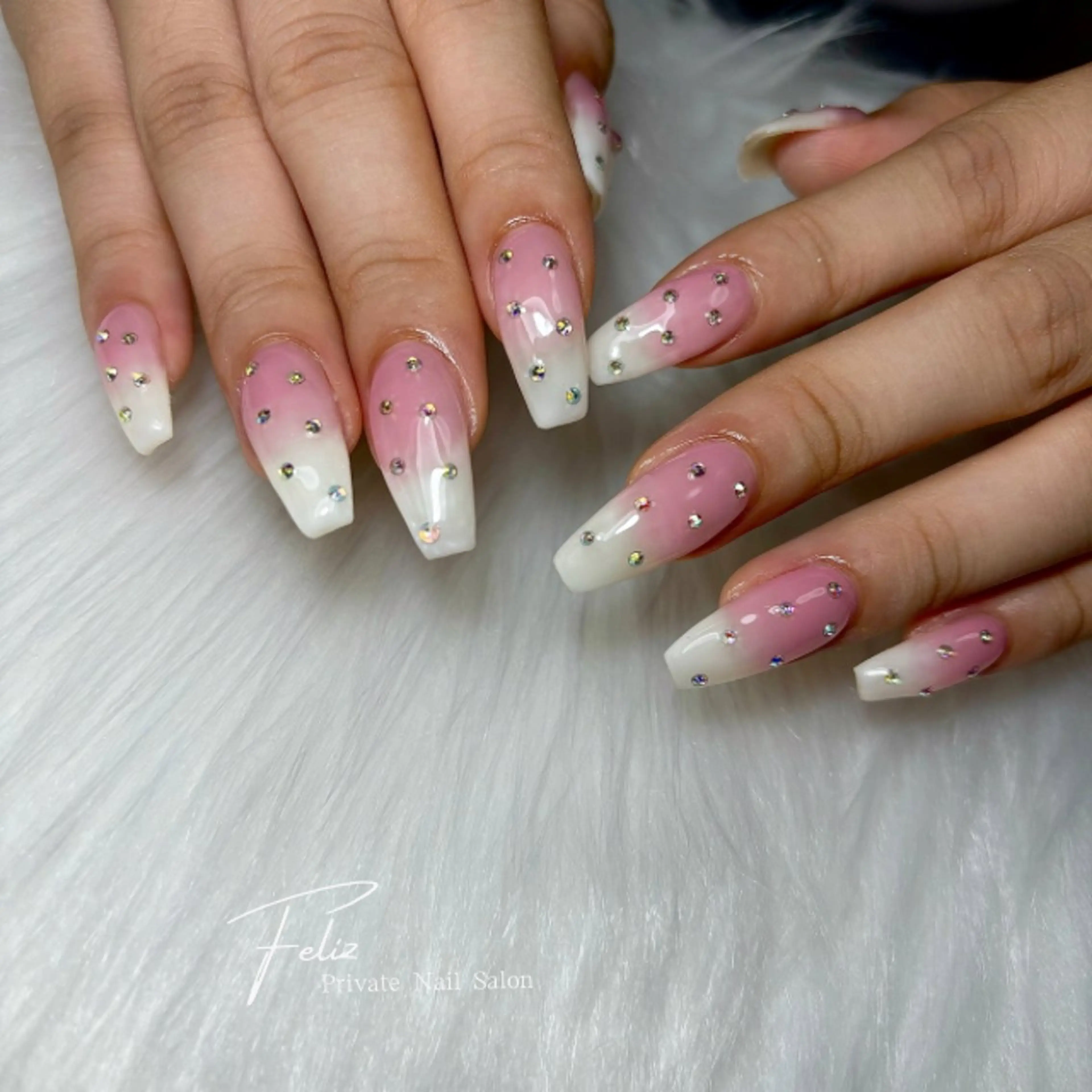 ネイル ハンドネイル ハンドケア Feliz所属・Feliz 楽しいネイルサロンのネイルデザイン