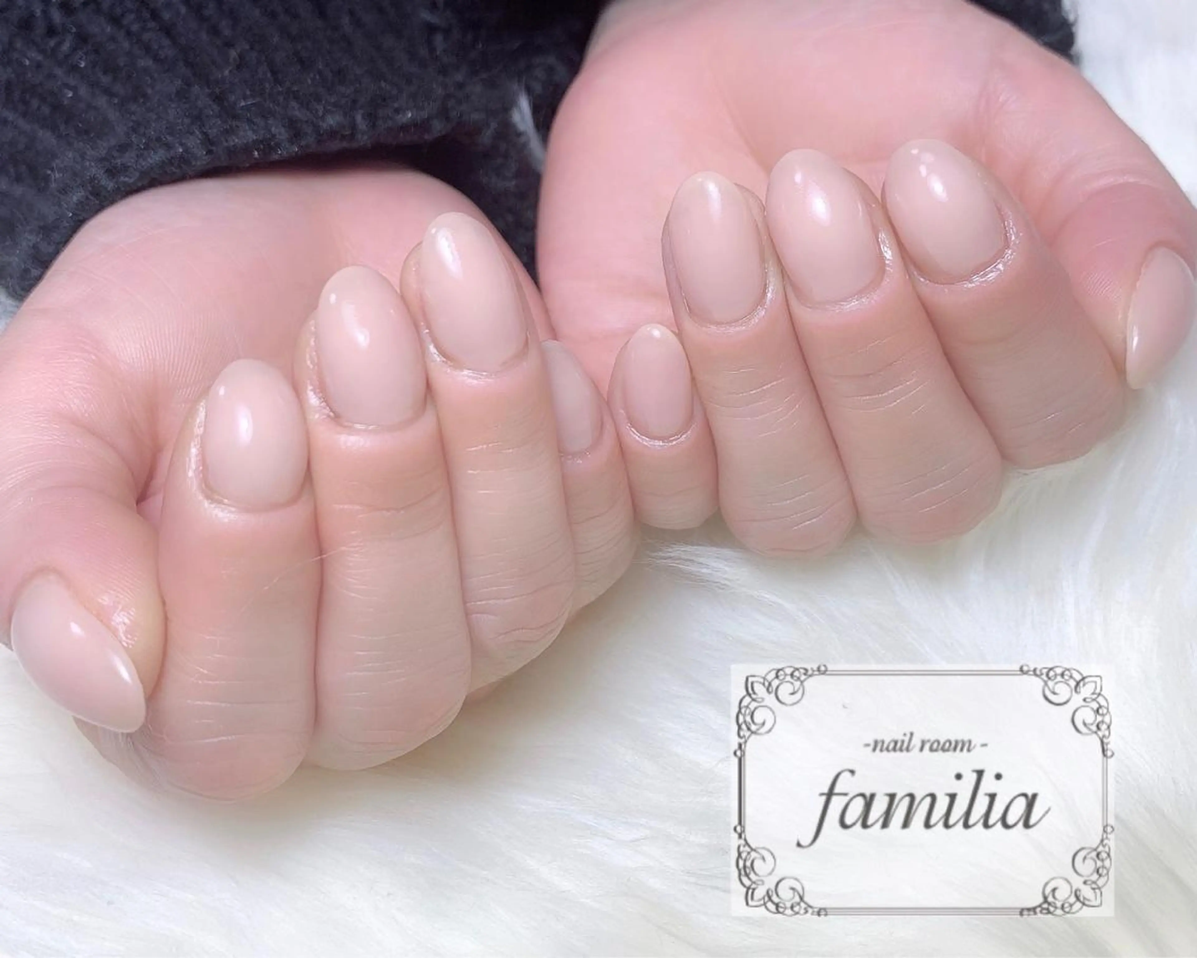ネイル ハンドネイル -nailroom- familiaのネイルデザイン