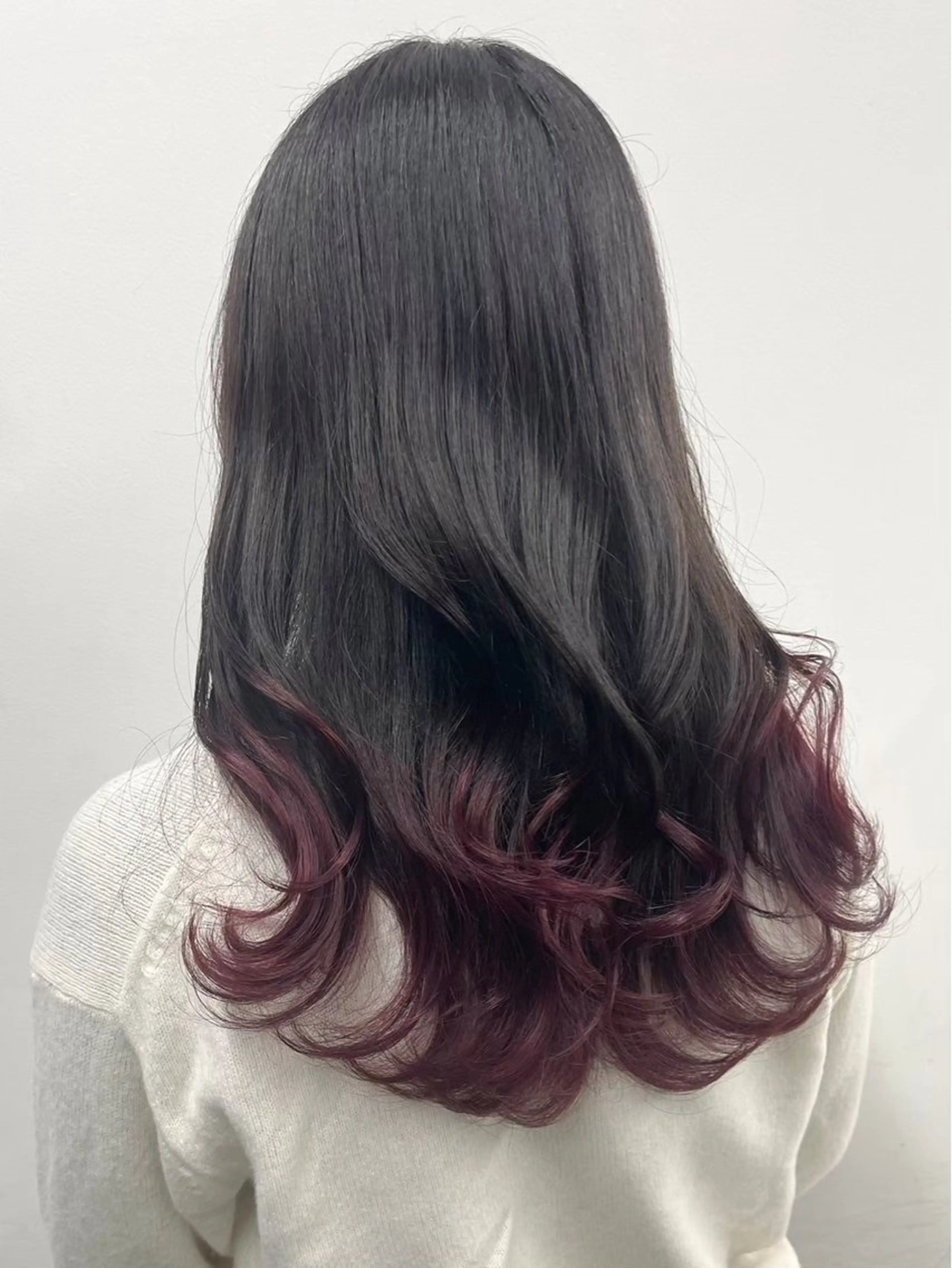 ロング カラー パーマ カット ヘアカラー パーマ トリートメント ヘッドスパ 巻けるケア縮毛矯正✨ ケアカラー✨山下のヘアスタイル