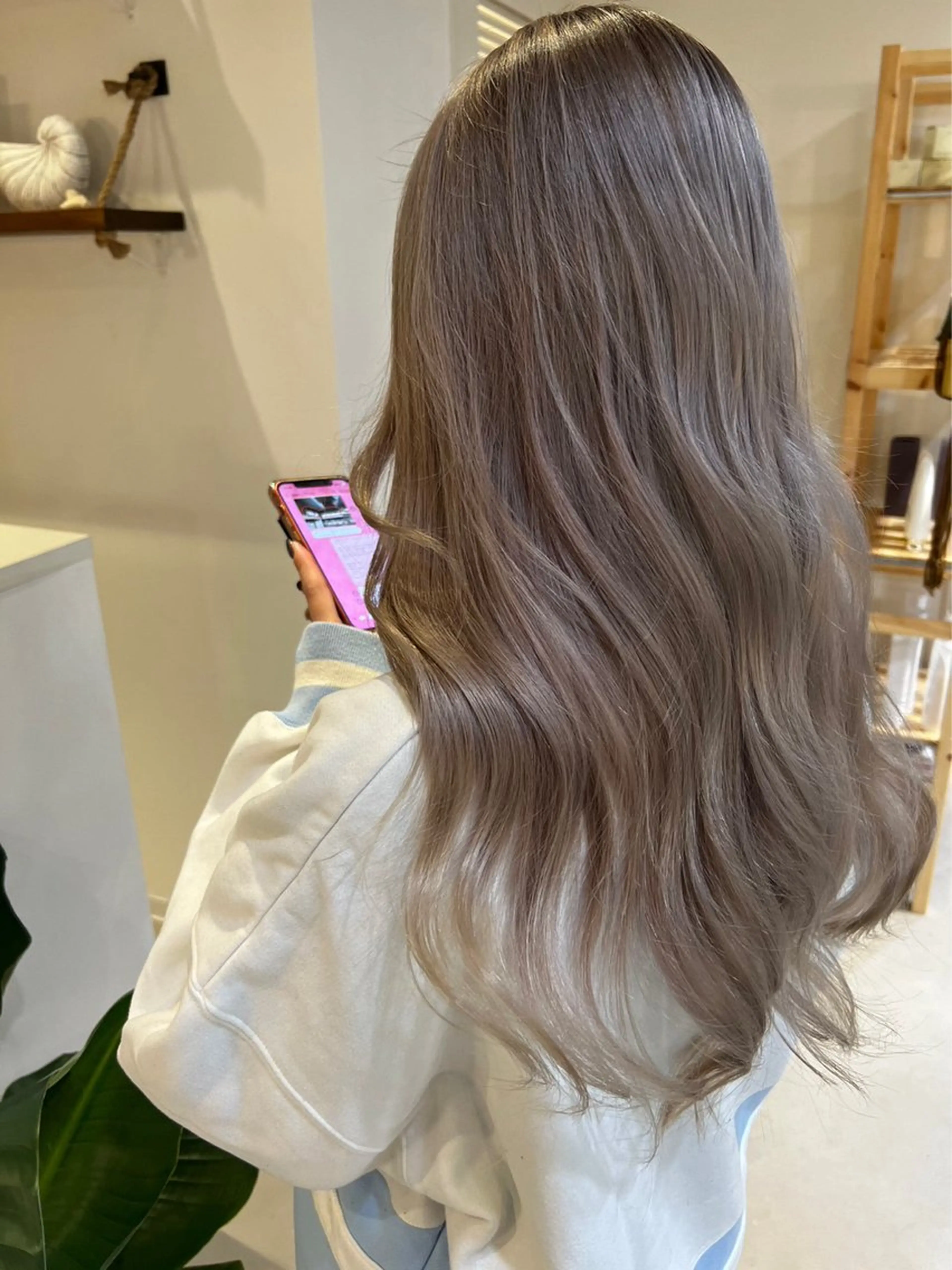 カラー ココルアナ所属・ゆう/大阪豊中/海外 カラー/艶カラーのヘアスタイル