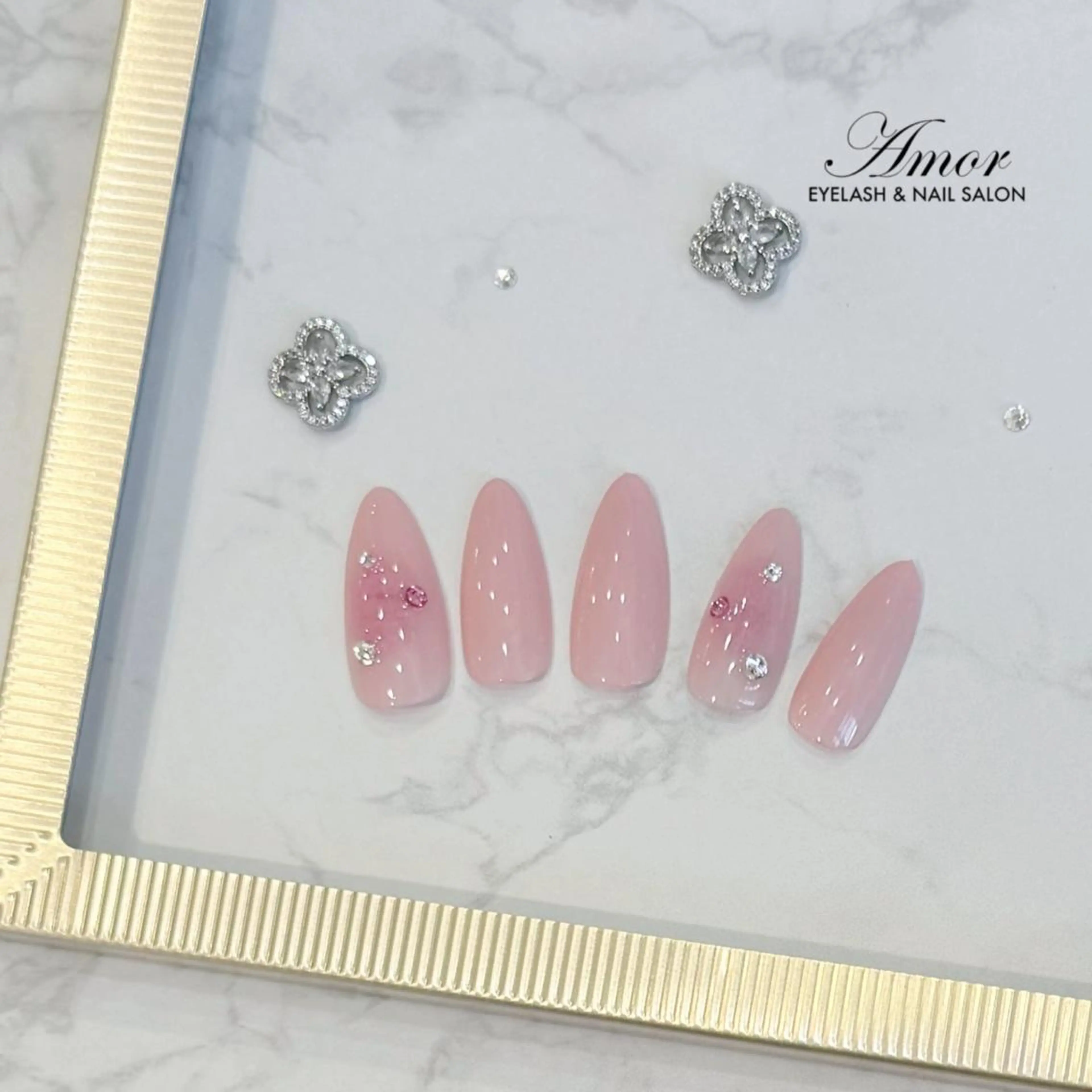 ネイル ハンドネイル Nailist Amoのネイルデザイン