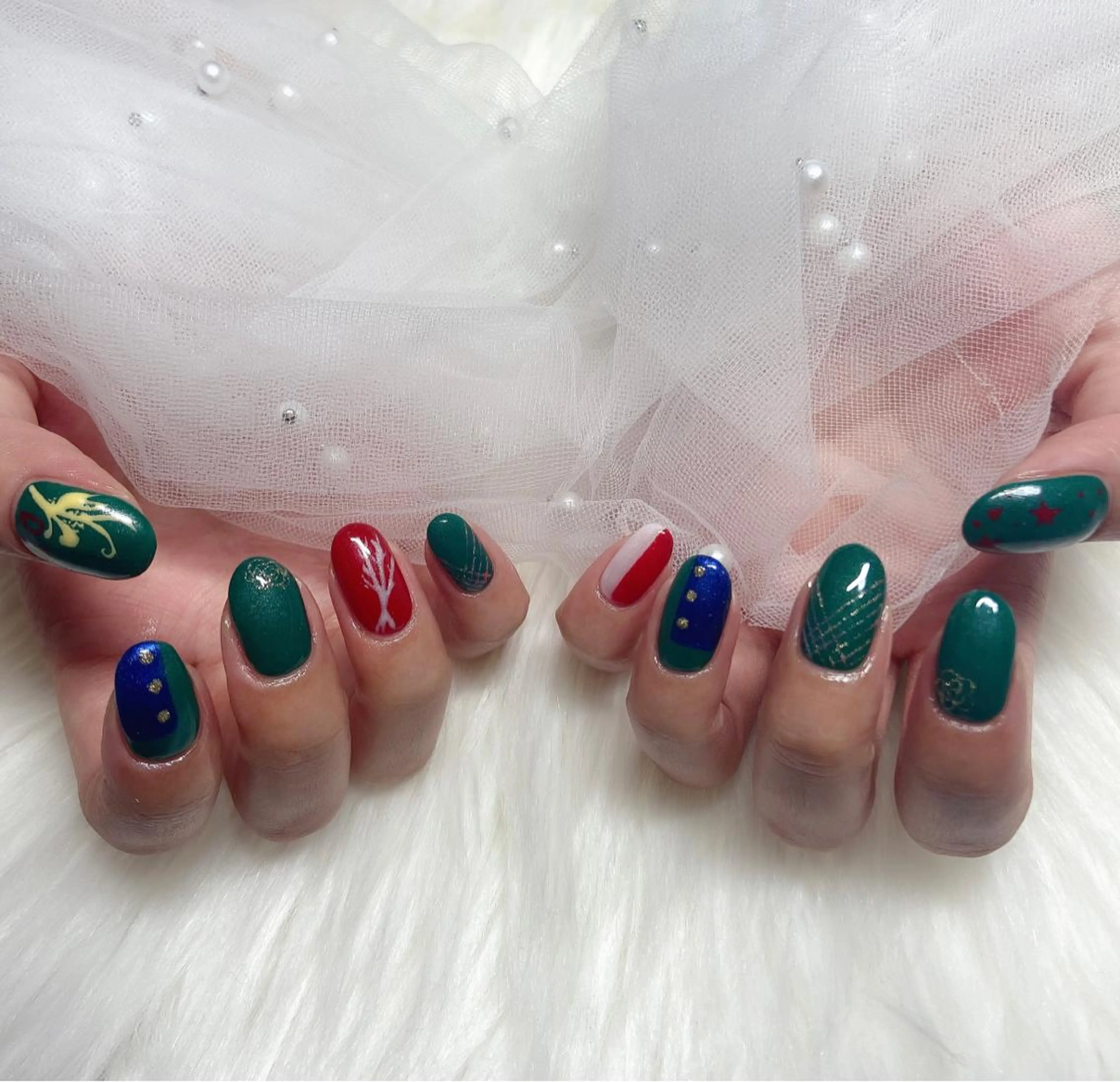 ネイル ハンドネイル ＆ME アンドミーのネイルデザイン