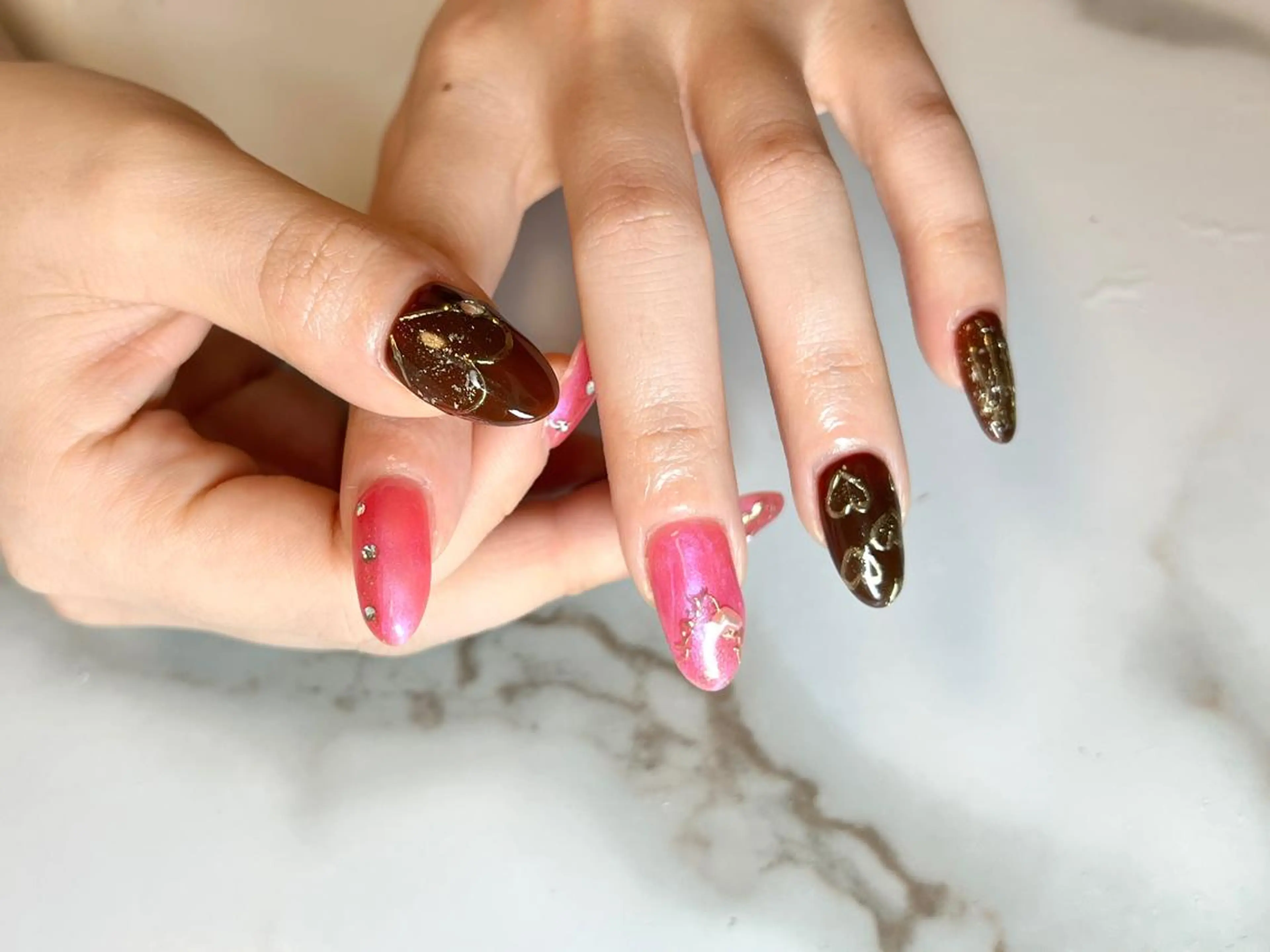 ロング ネイリスト シンのネイルデザイン