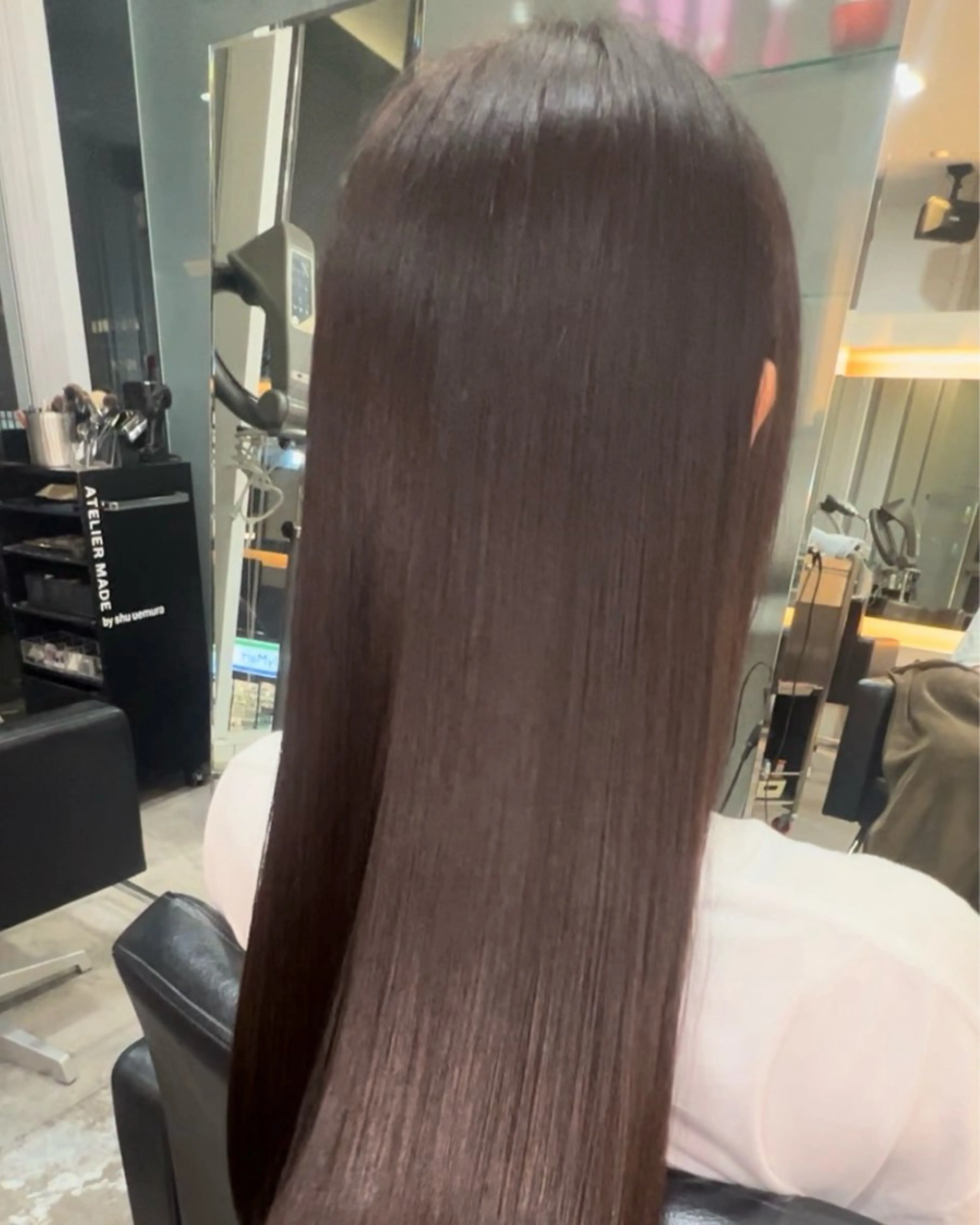 ロング 髙橋 奈緒のヘアスタイル