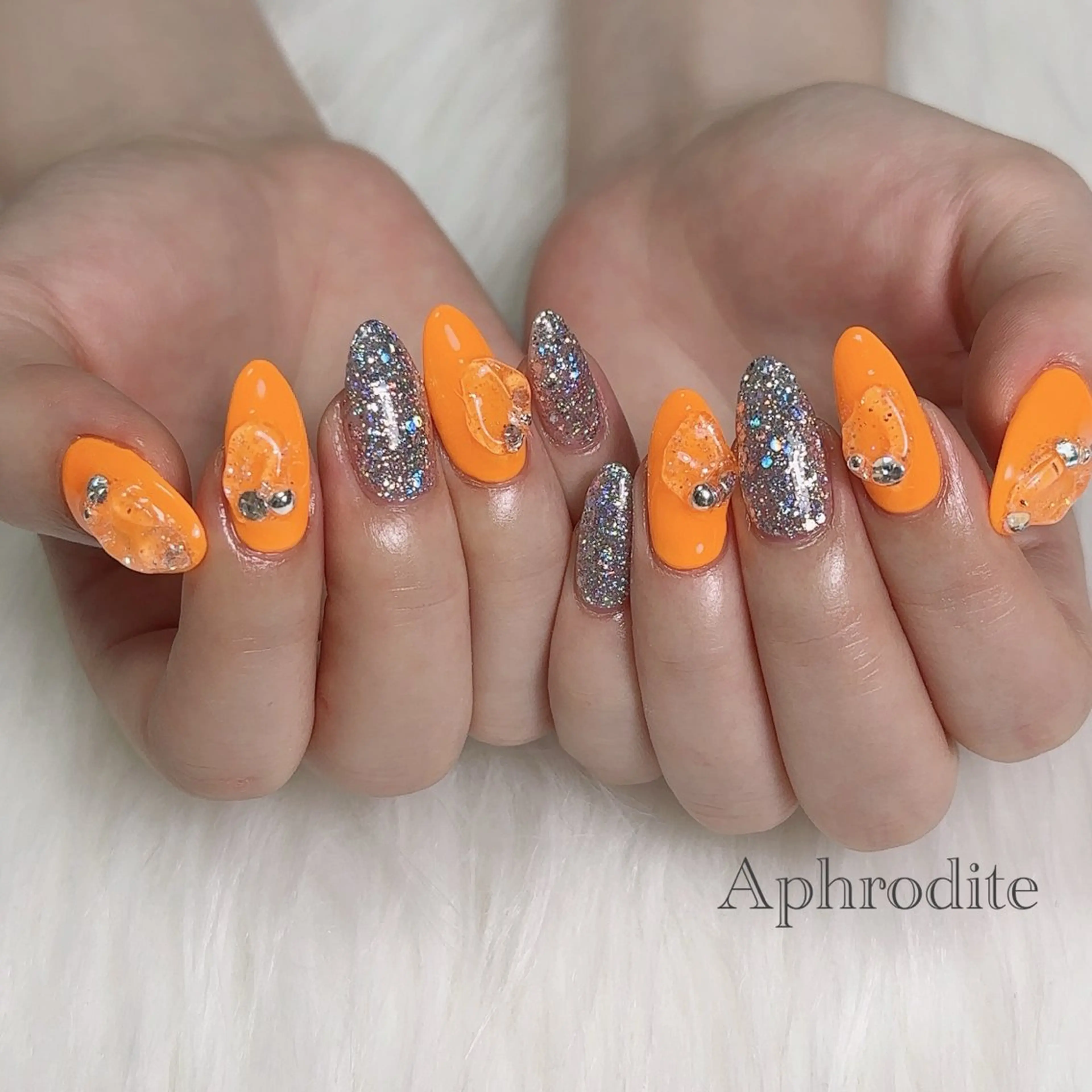 ネイル Aphrodite パラジェル認定サロンのネイルデザイン