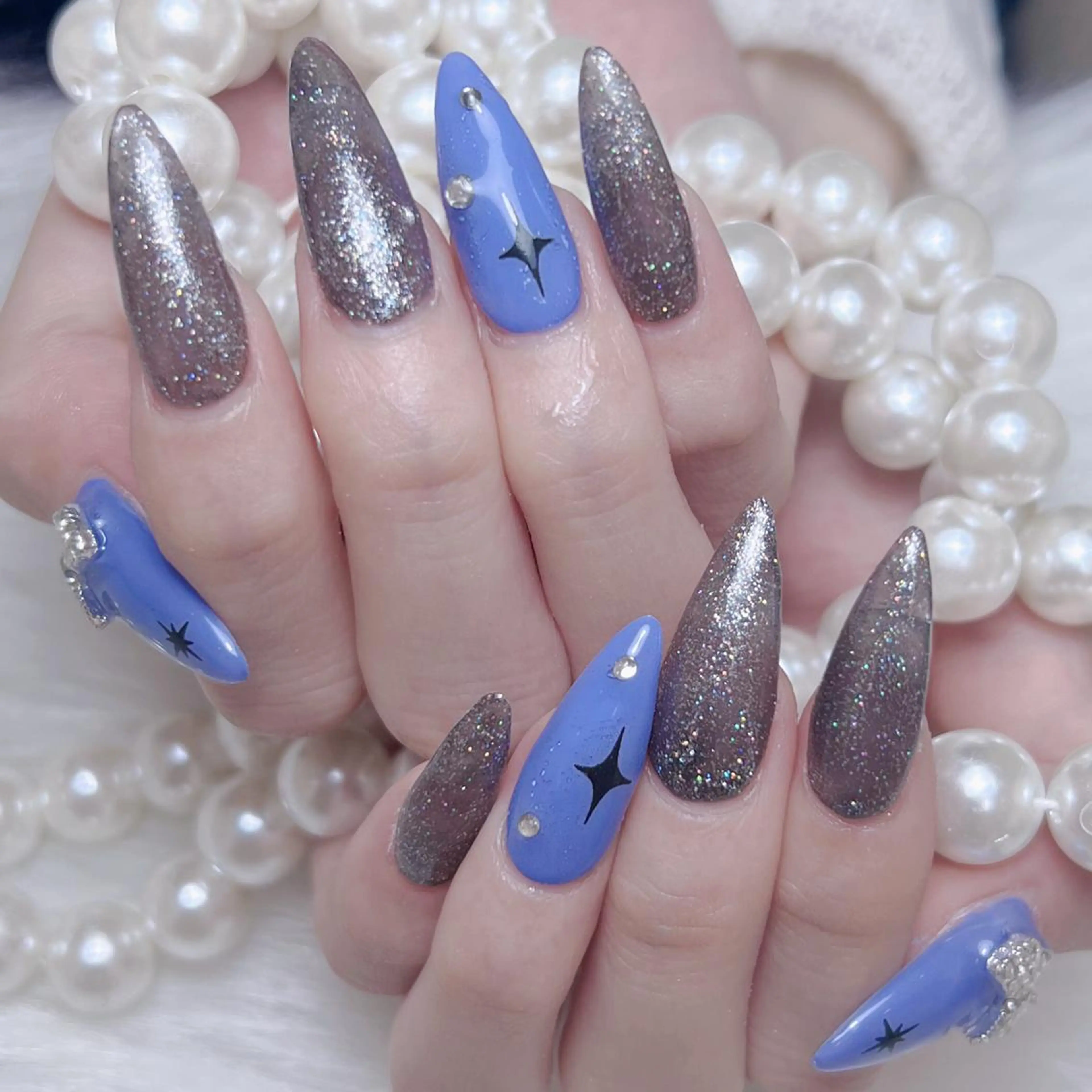 ネイル 持ち込み YUKI_ Monster💟のネイルデザイン