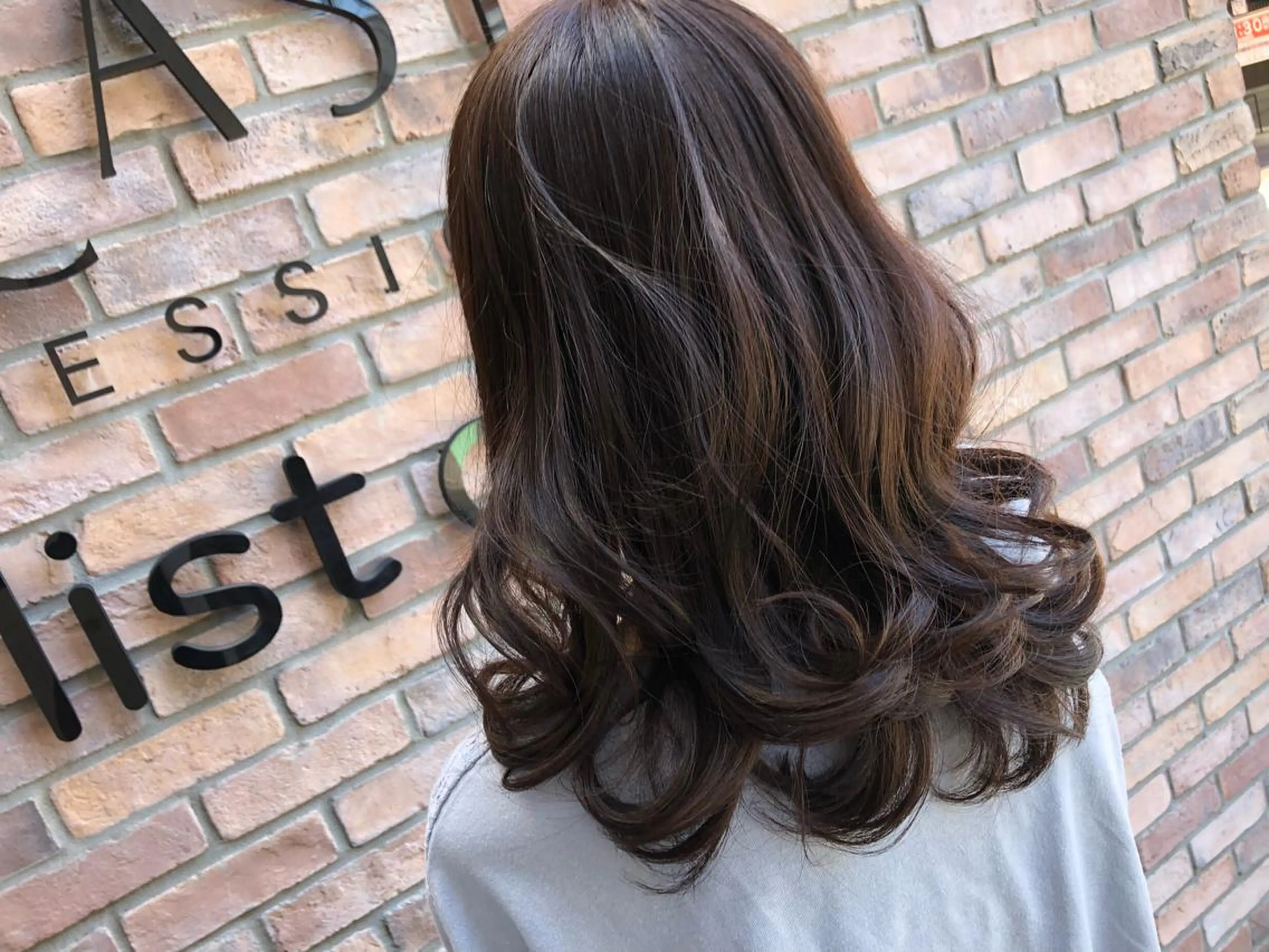ミディアム カラー アッシュ La CASTA  hair stylist club所属・大橋 祐介のヘアスタイル