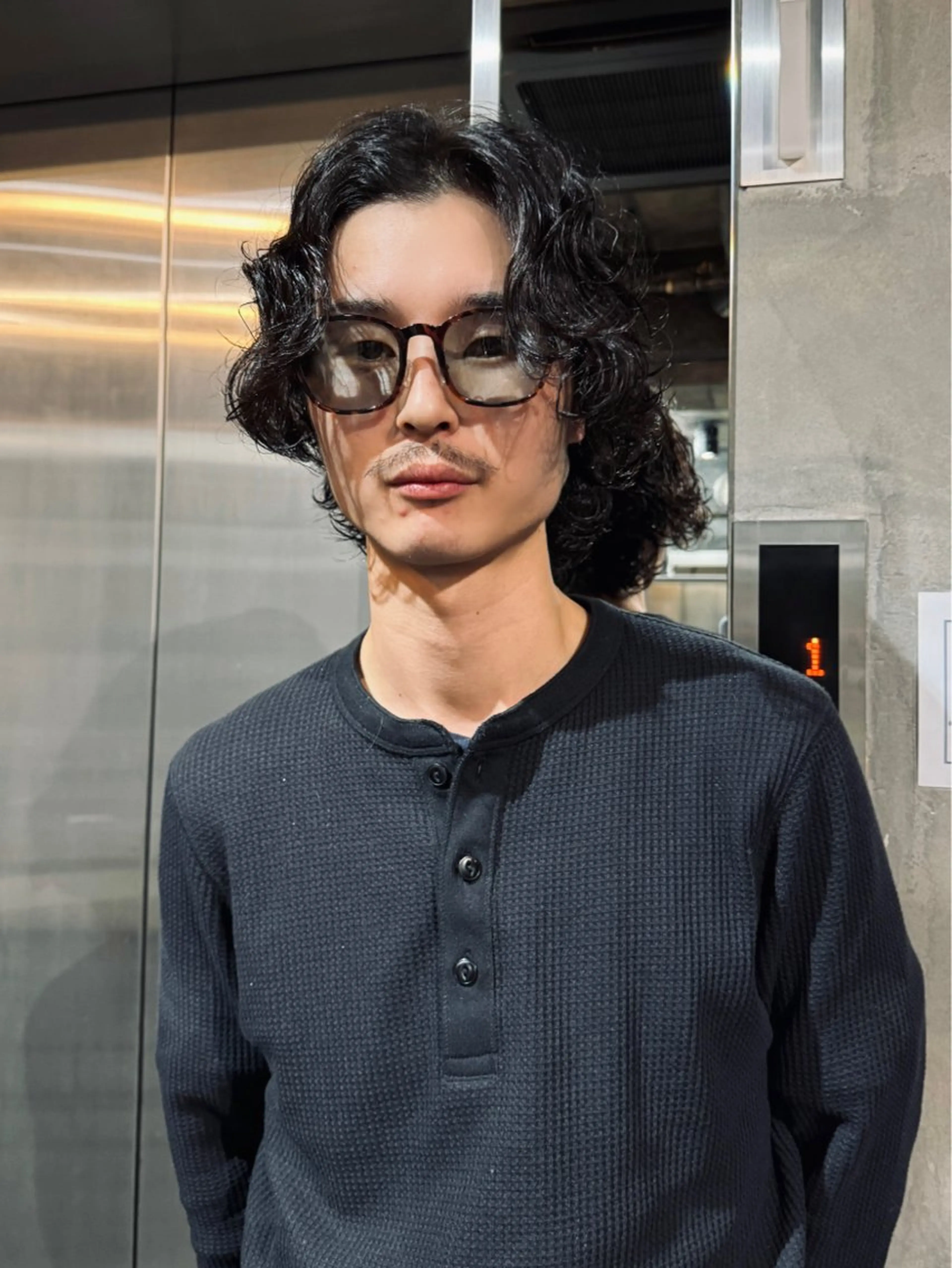 メンズ メンズパーマ 波巻きパーマ カット パーマ mahoメンズ/韓国 🦋ハイトーンのヘアスタイル