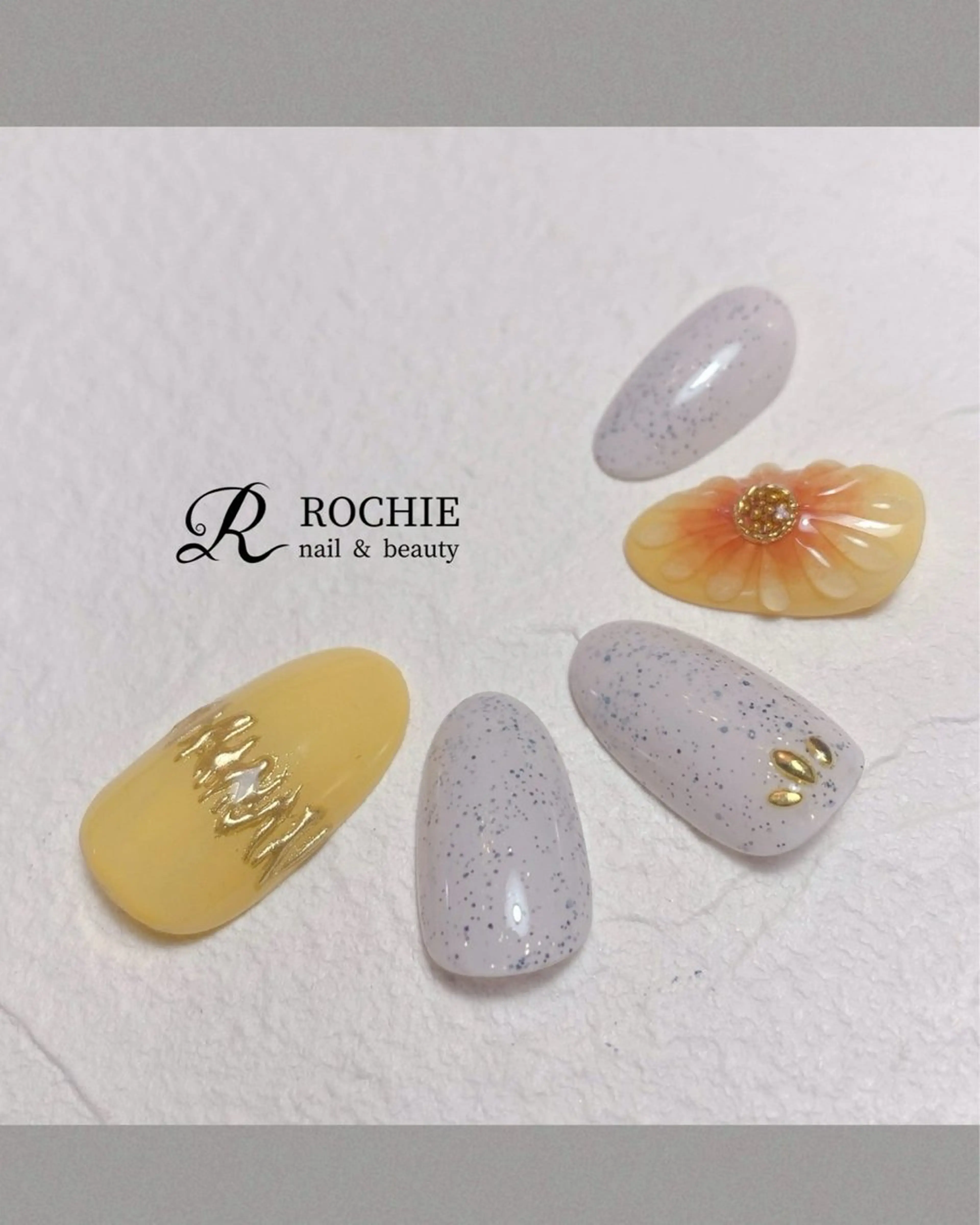 ネイル ROCHIE所属・ROCHIE ロキエ(まなみ)のネイルデザイン