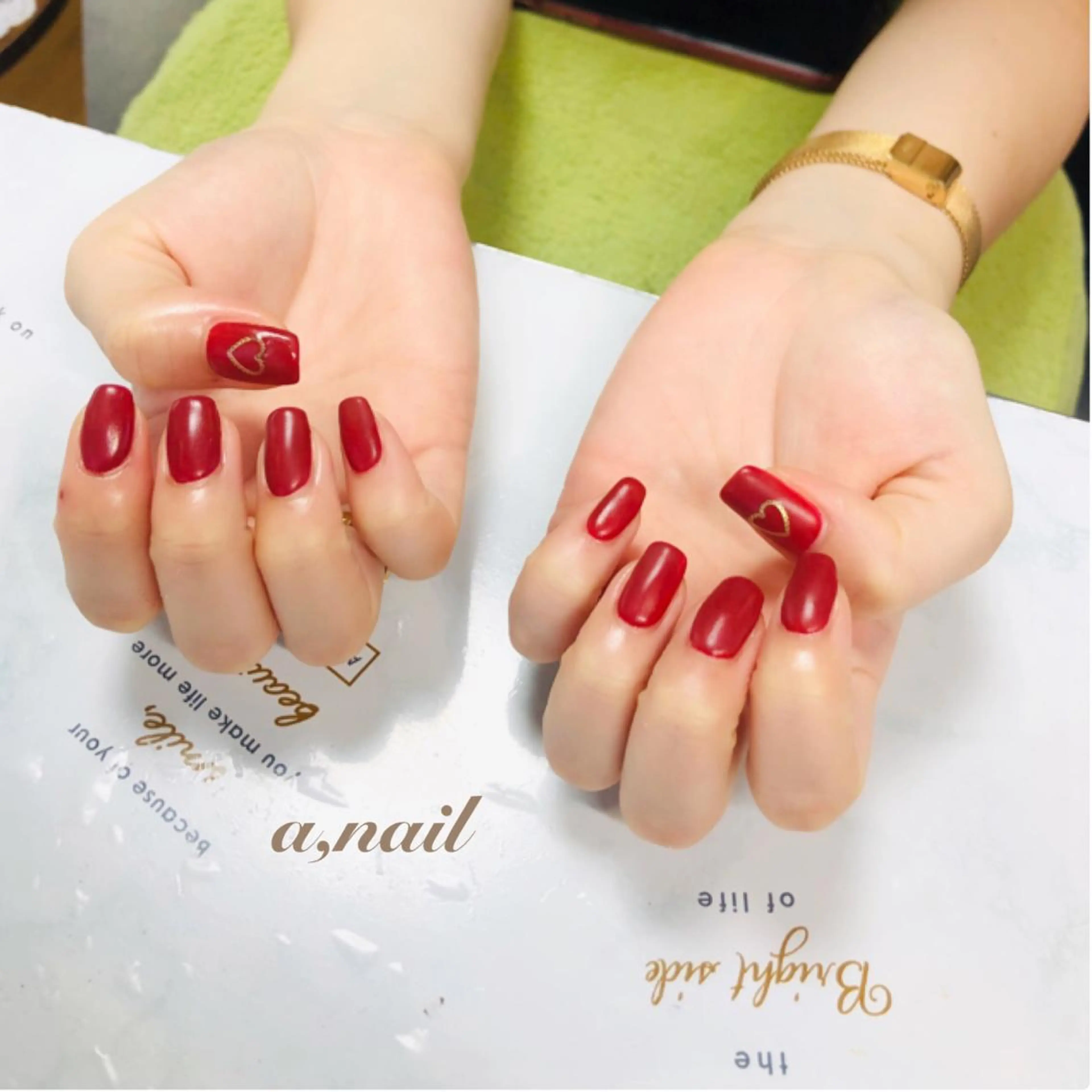 ネイル フットネイル ジェルネイル グラデーション ラメ(グリッター) ラメグラデーション ハンドネイル ネイルサロン エーネイルのネイルデザイン