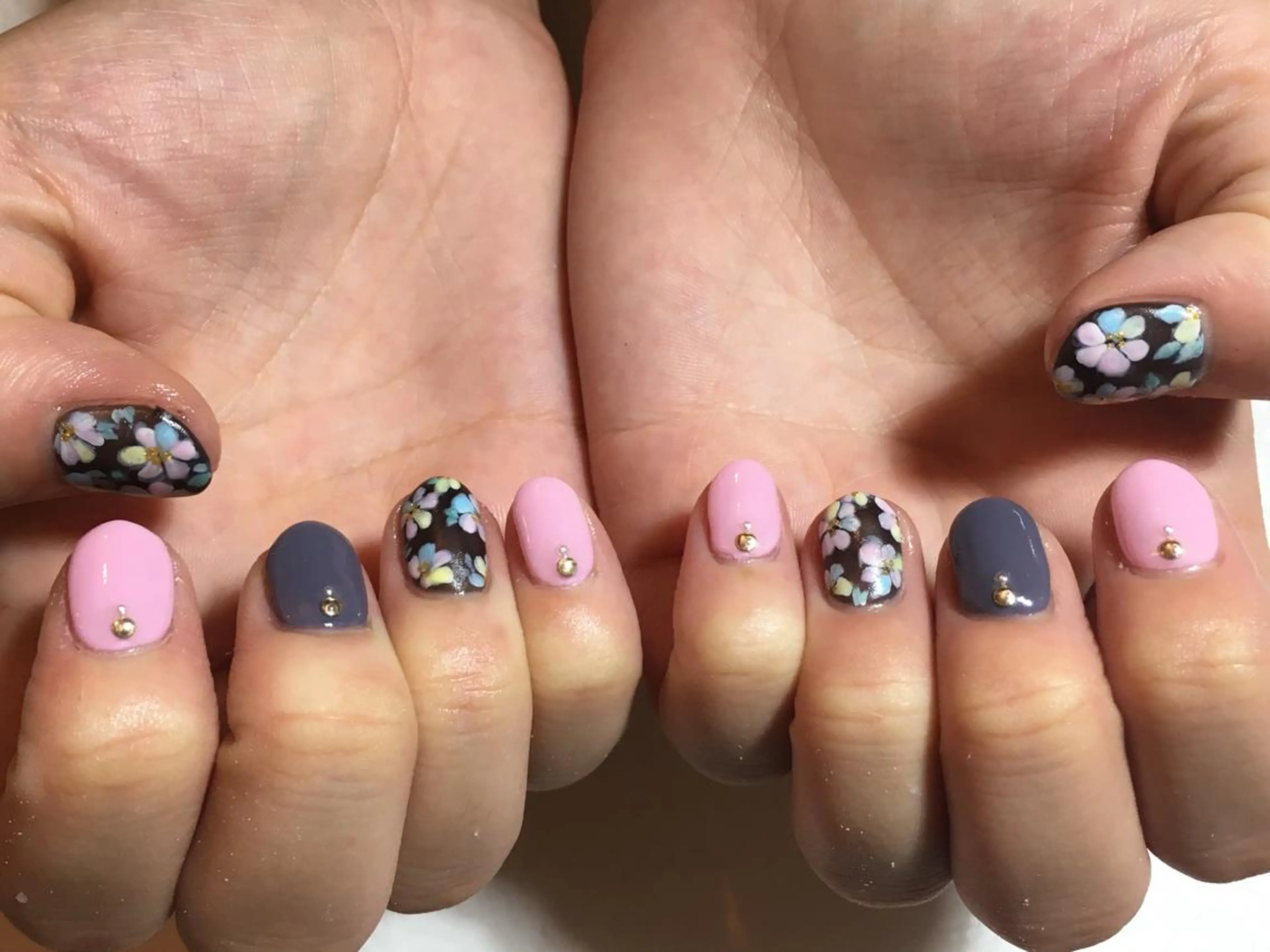 ネイル 古川 里美のネイルデザイン