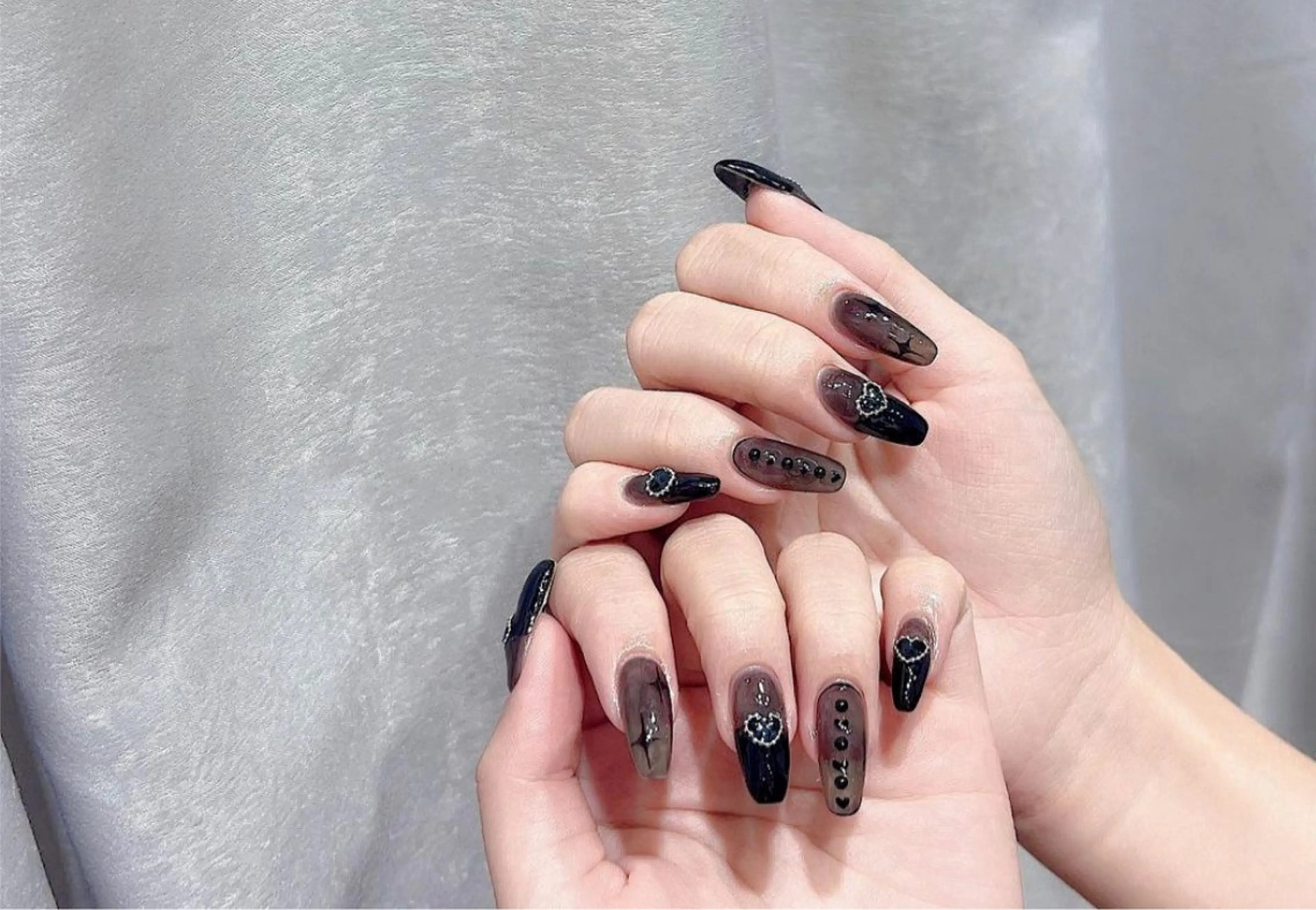 ネイル Glow Nail スカルプ専門店のネイルデザイン