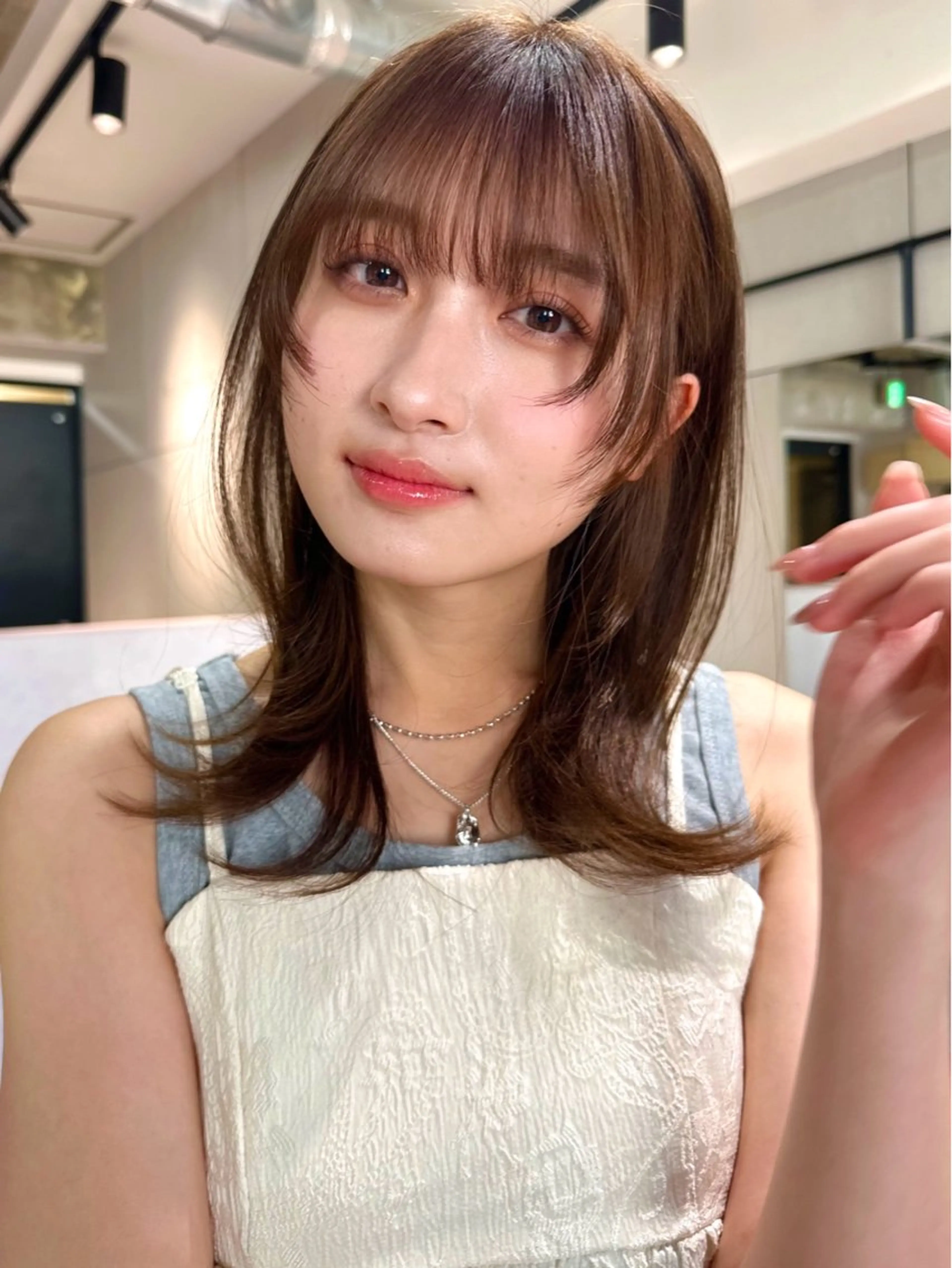 ミディアム カラー パーマ 🫧小顔×似合わせ× 透明感カラー🫧のヘアスタイル