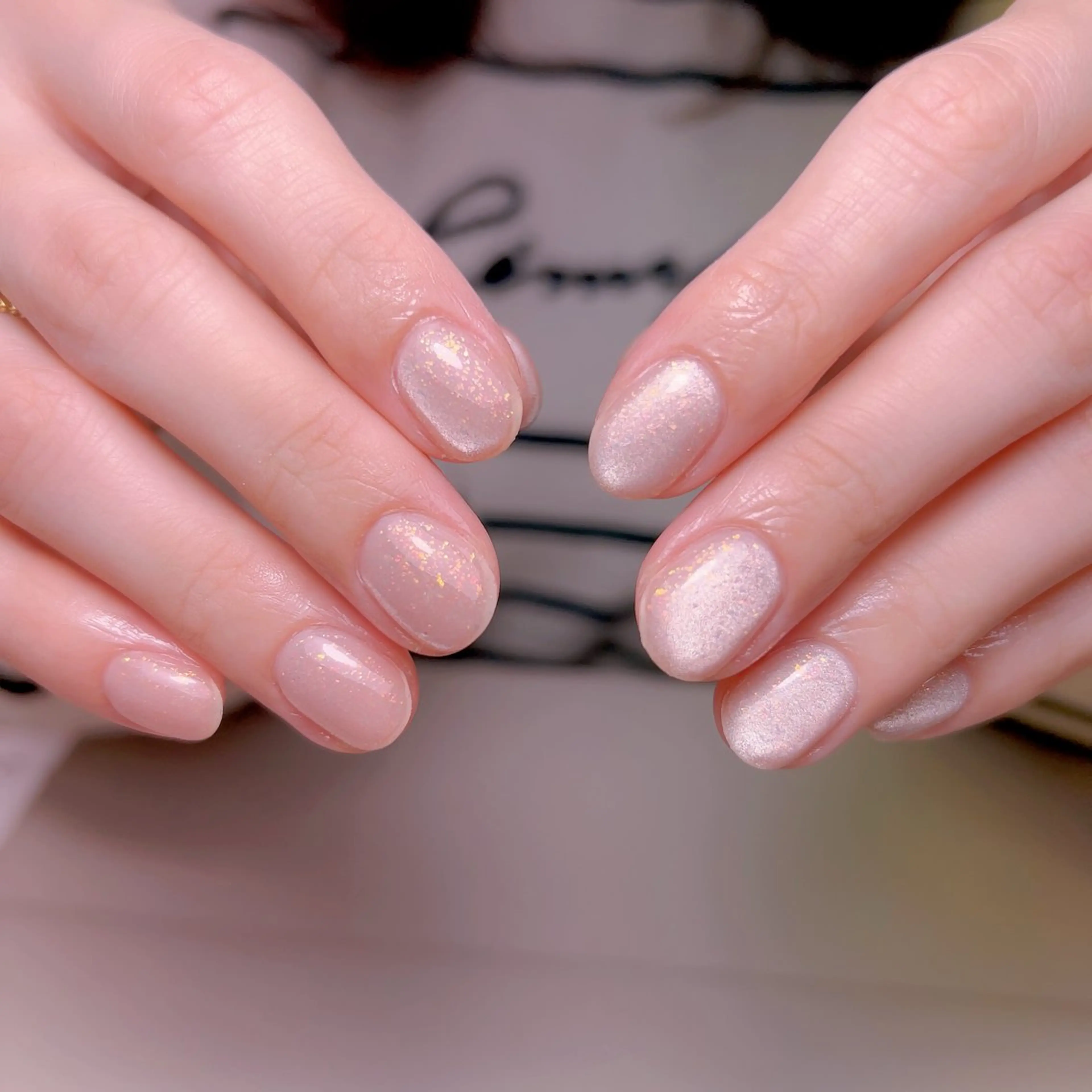 ネイル フレンチネイル ジェルネイル グラデーション 韓国ネイル マグネットネイル ハンドネイル 【長さ出し】 IRIS NAILのネイルデザイン