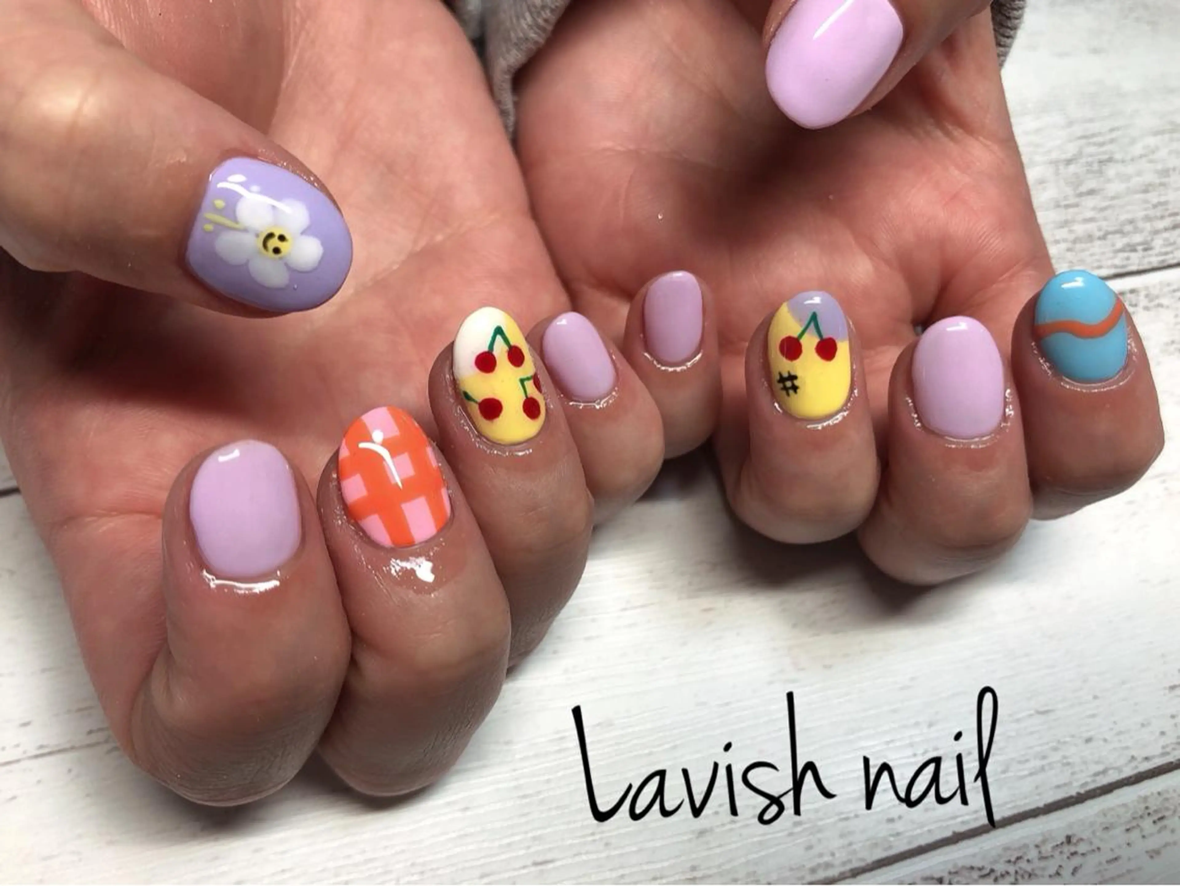 ネイル ハンドネイル Lavish nailのネイルデザイン