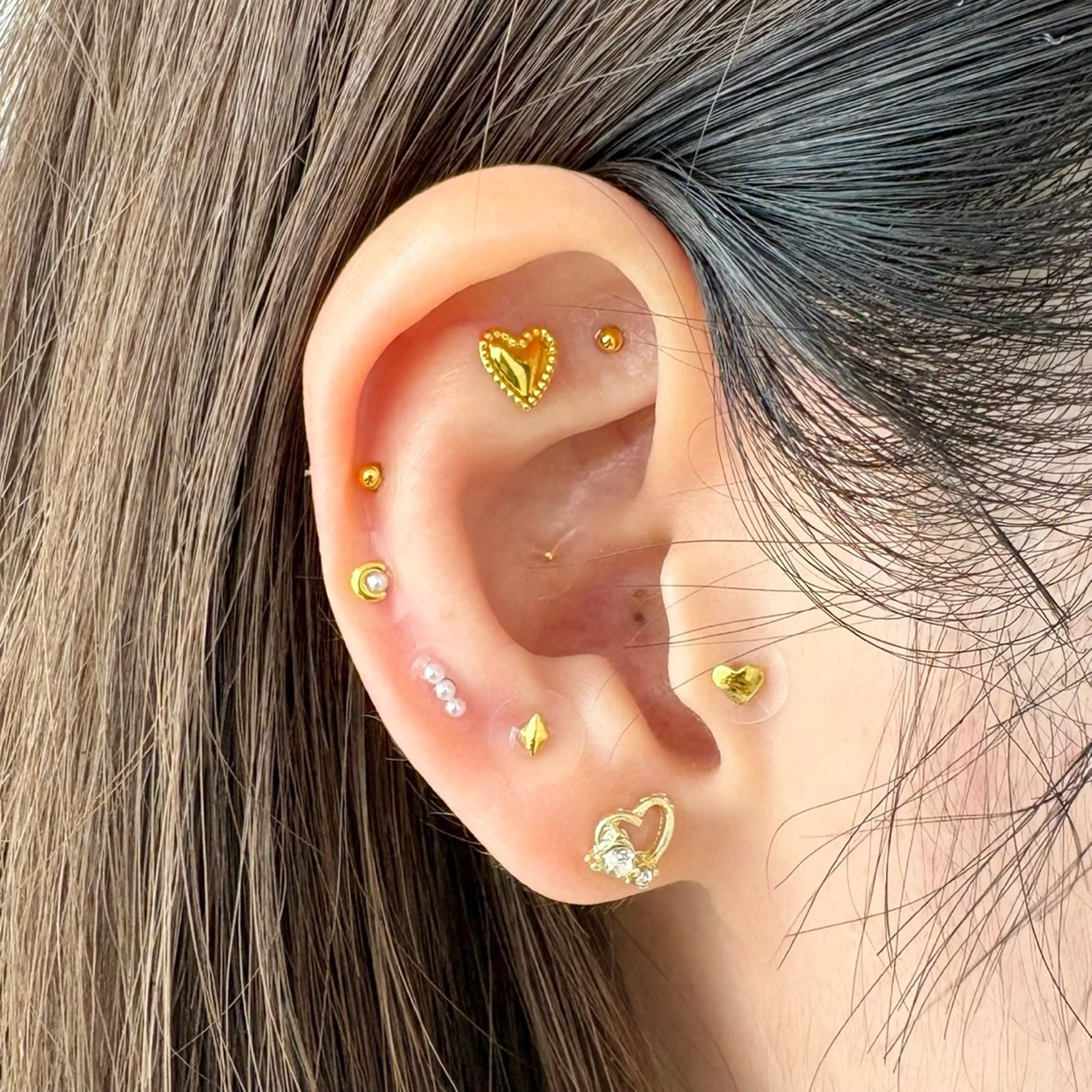 White/マツエク /まつパ/耳つぼのマツエク・マツパデザイン