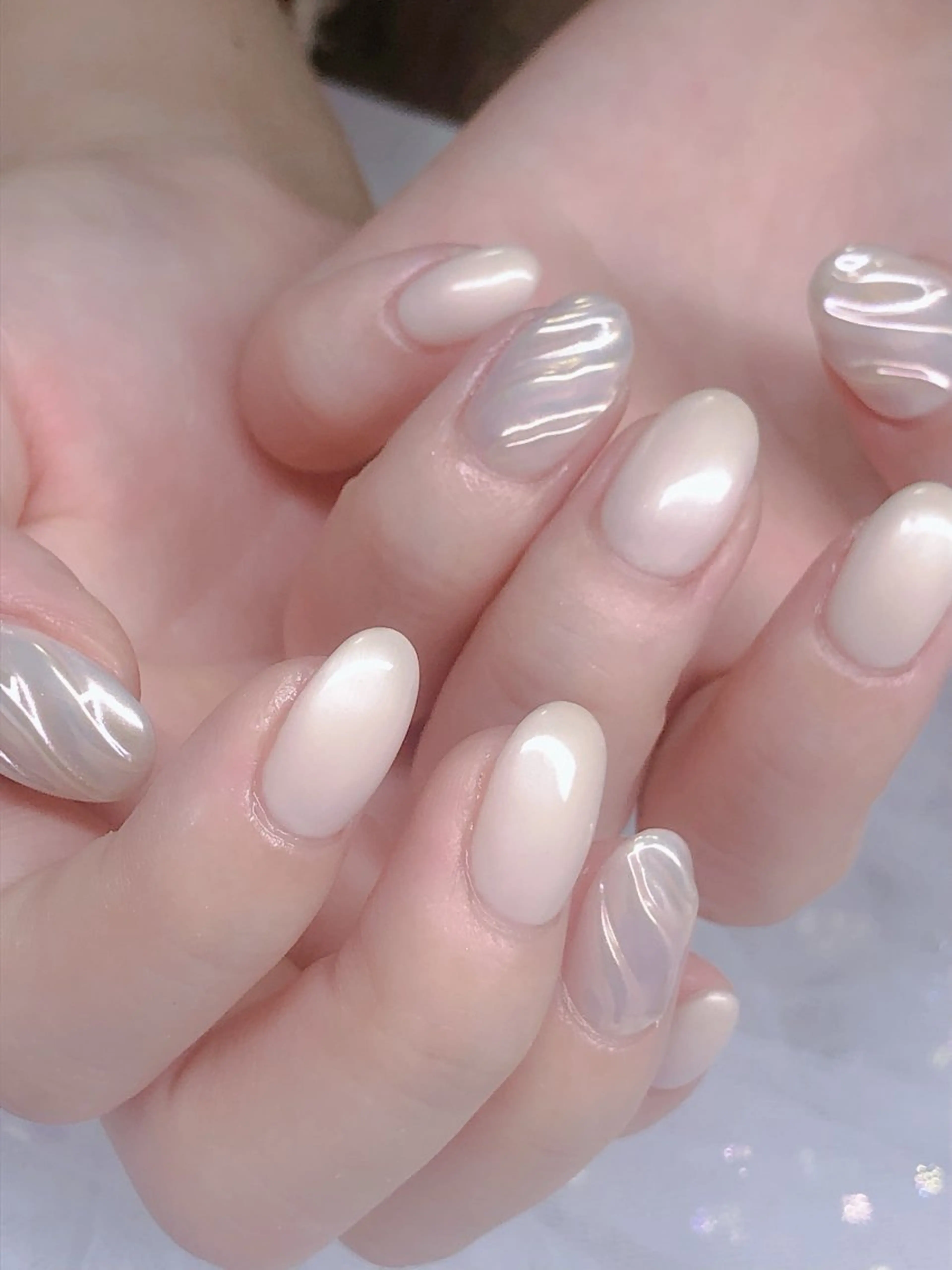 ネイル ミラーネイル ぷっくりネイル ハンドネイル ハンドケア ハク キのネイルデザイン