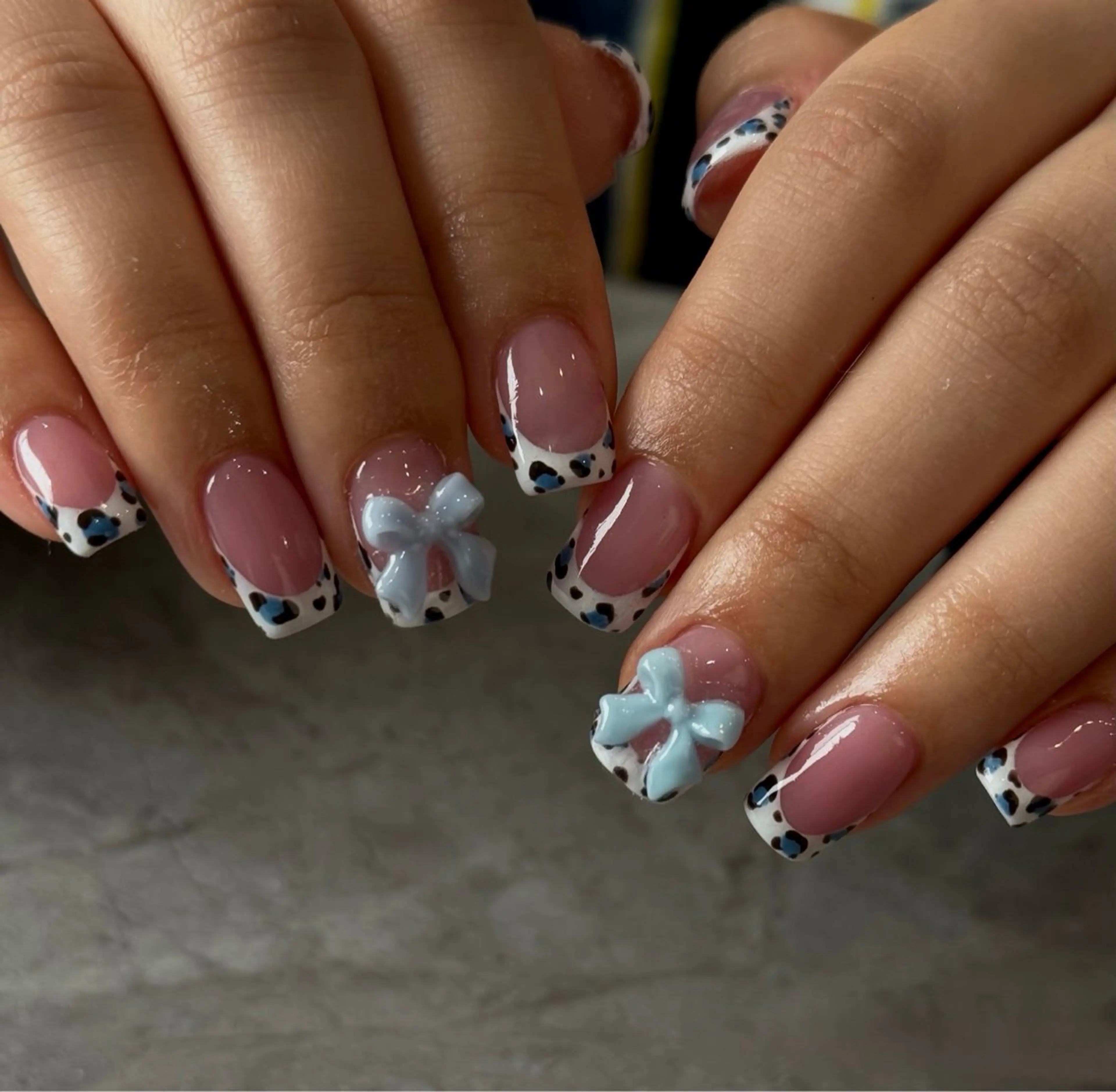 ネイル アニマル柄 フレンチネイル ハンドネイル Blé nailのネイルデザイン