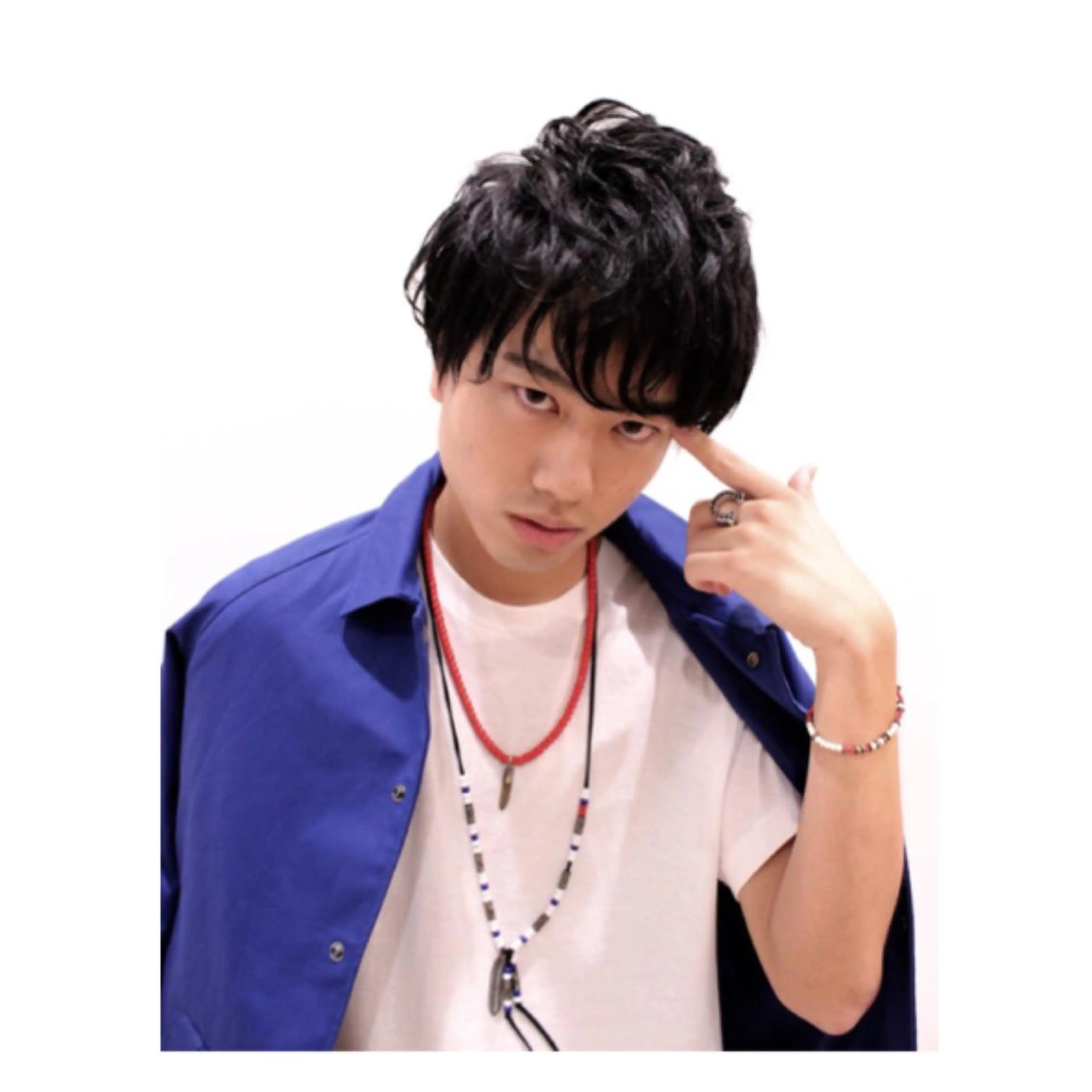 メンズ 所渉/韓国レイヤー /ウルフカットのヘアスタイル