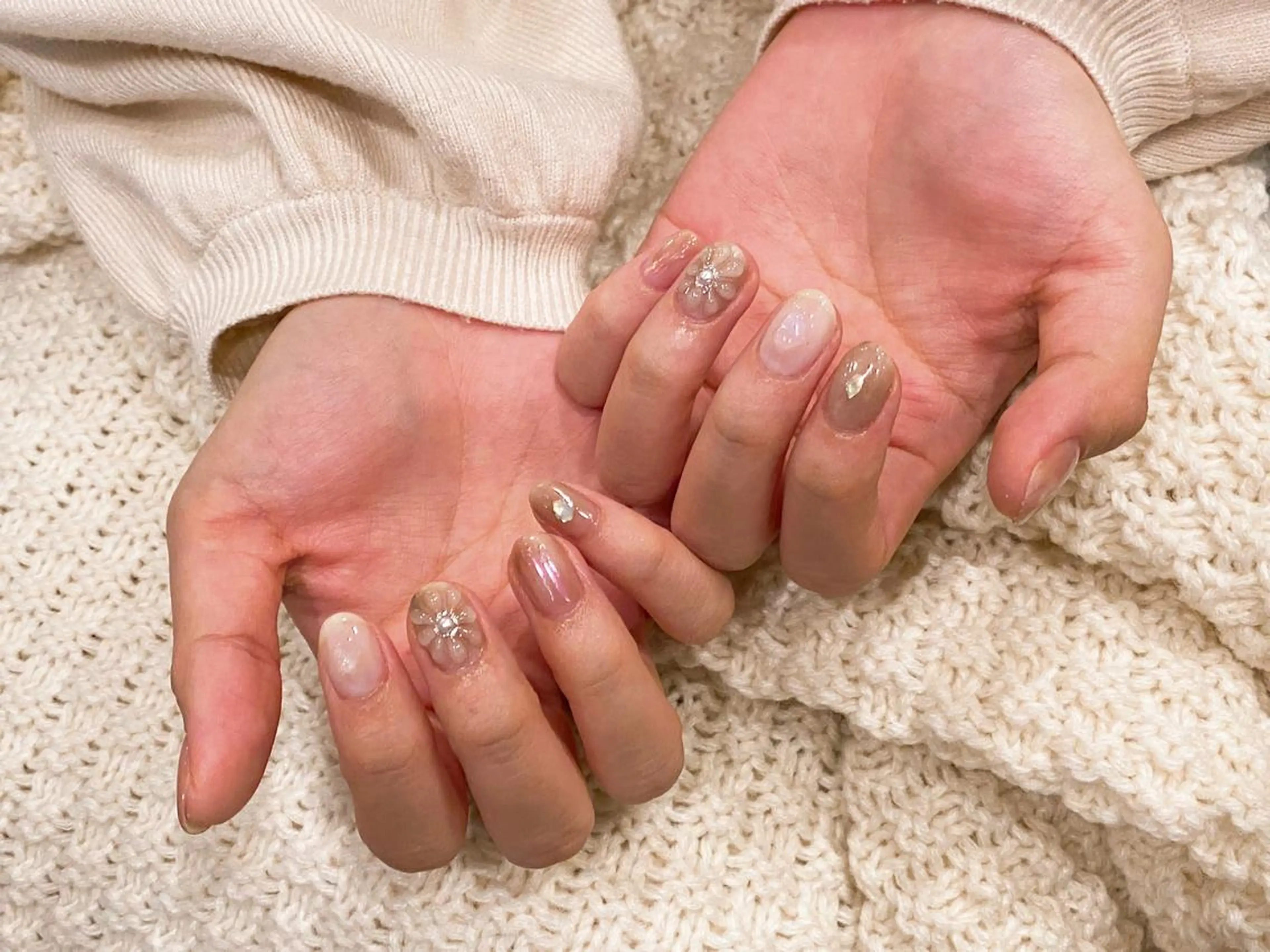 ネイル sofa Ayanaのネイルデザイン