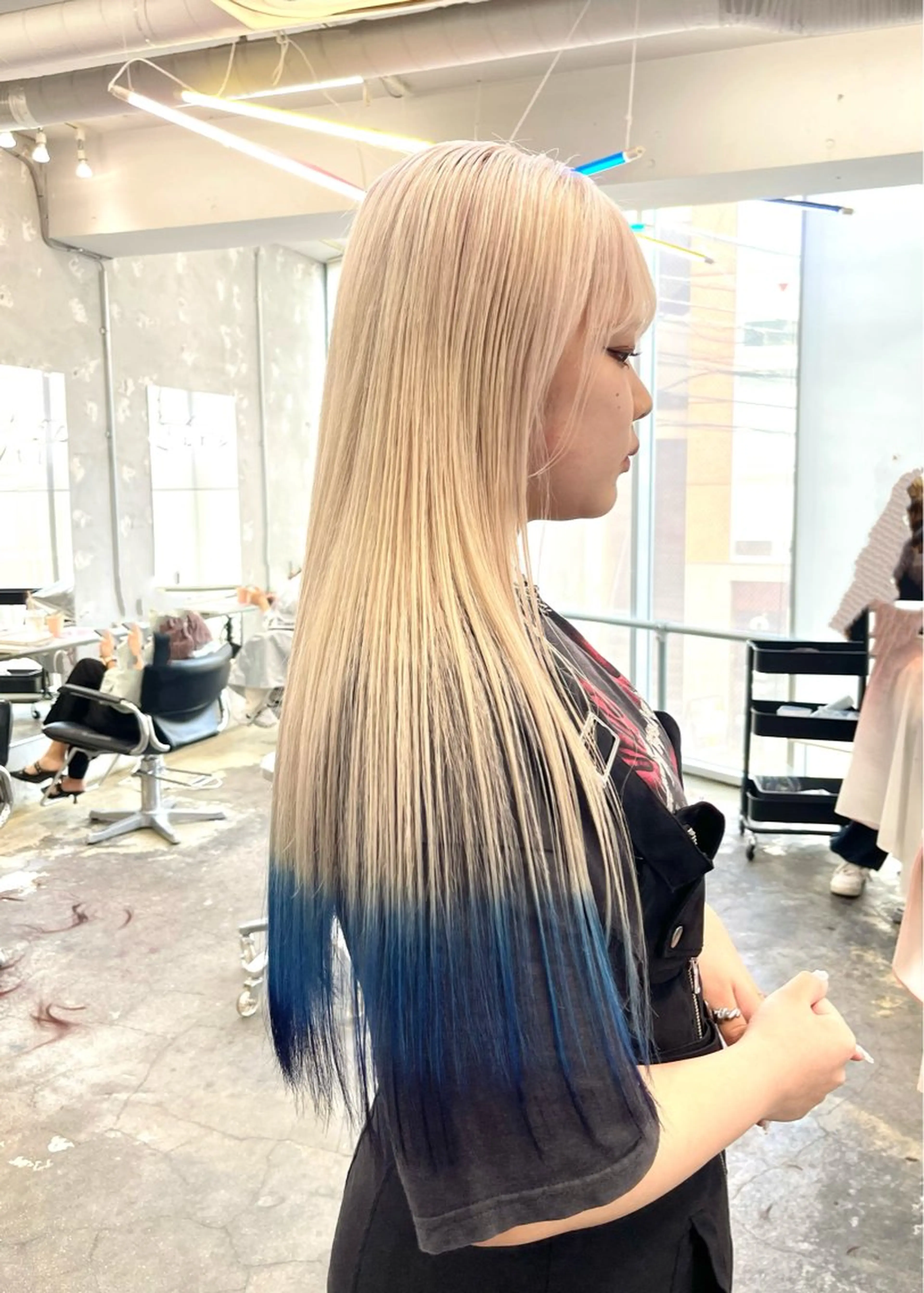 ロング カラー ブロンド デザインカラー ヘアカラー トリートメント デザインカラーとハイ トーン/HIROKIのヘアスタイル