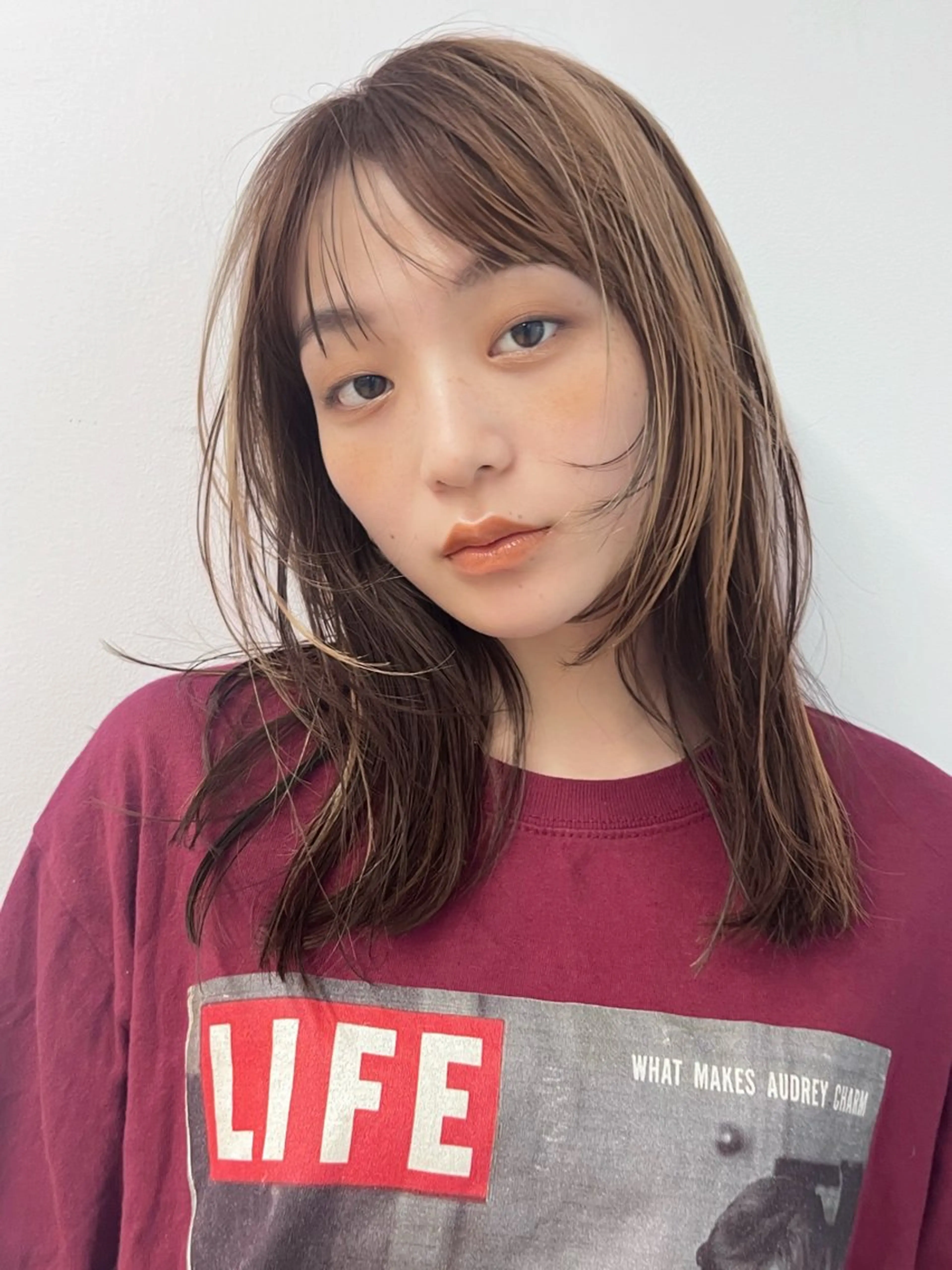 ミディアム 阿久津真衣 似合わせカットのヘアスタイル