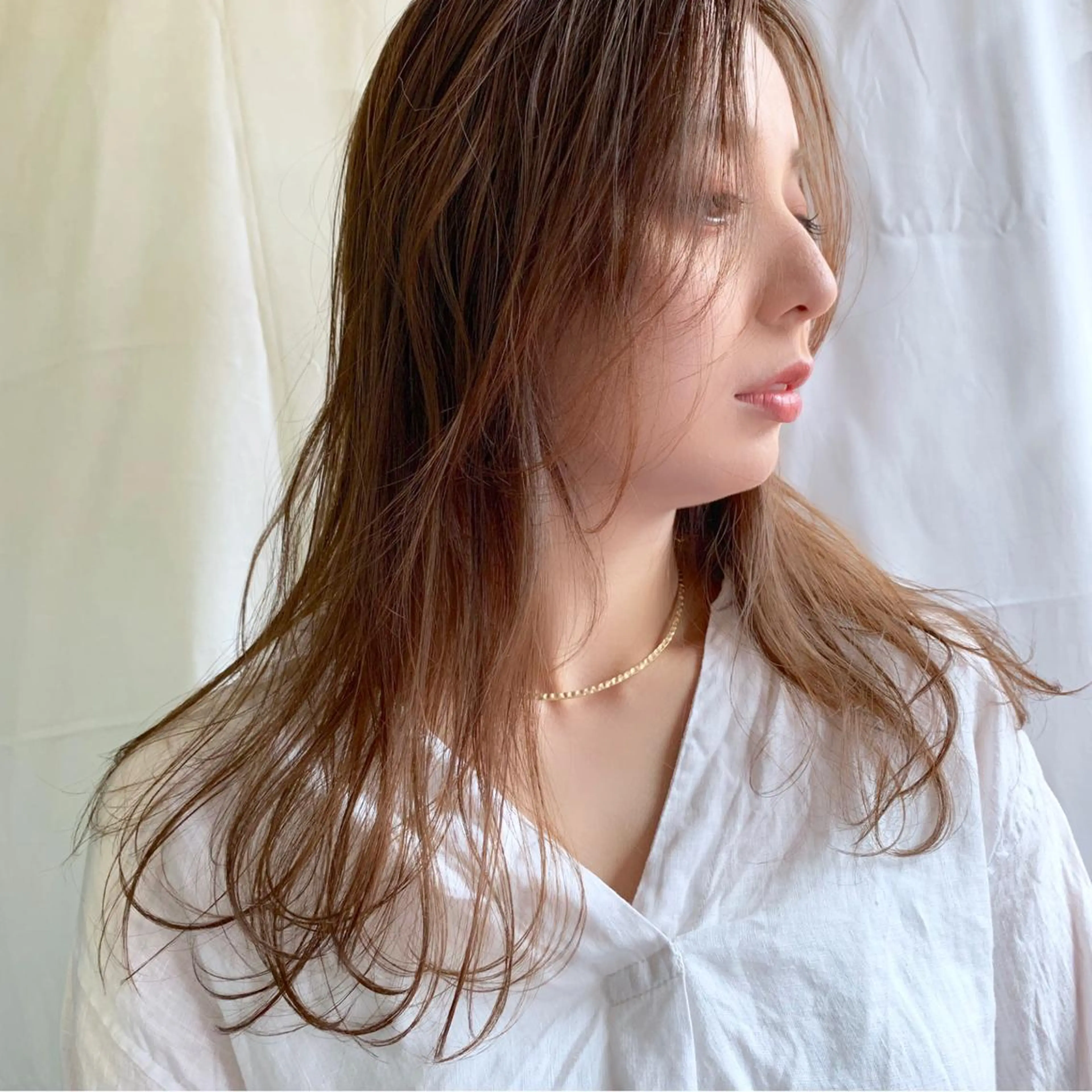 ロング カラー ベージュカラー 上川 美幸のヘアスタイル