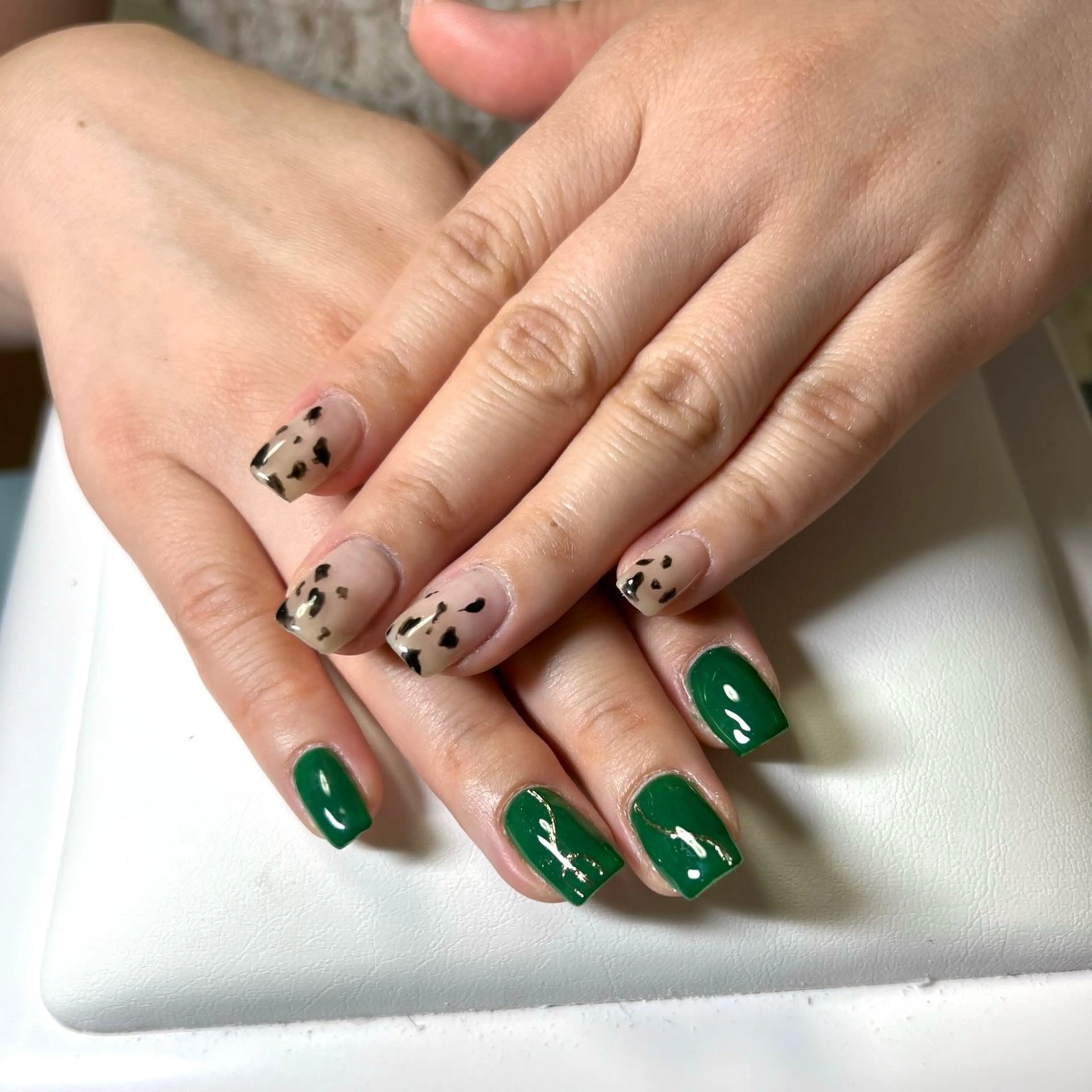 ネイル ハンドネイル やつや ももかのネイルデザイン