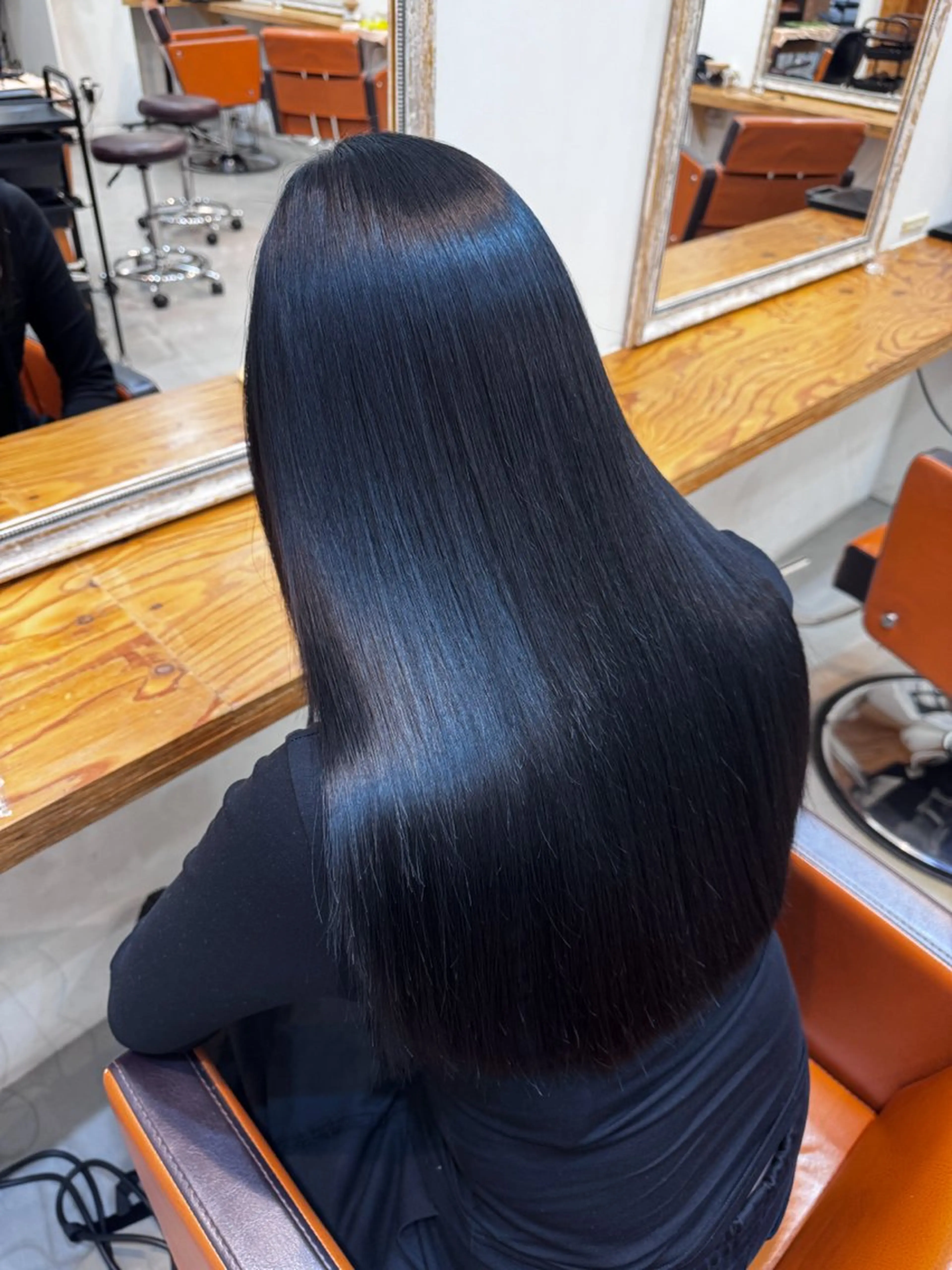 ㊗️髪カリスマ受賞👑乾燥やダメージが気になる方へダブル髪質改善TR🍎リンゴ幹細胞TR＆水素TR💧+透明感カラー🎨の写真