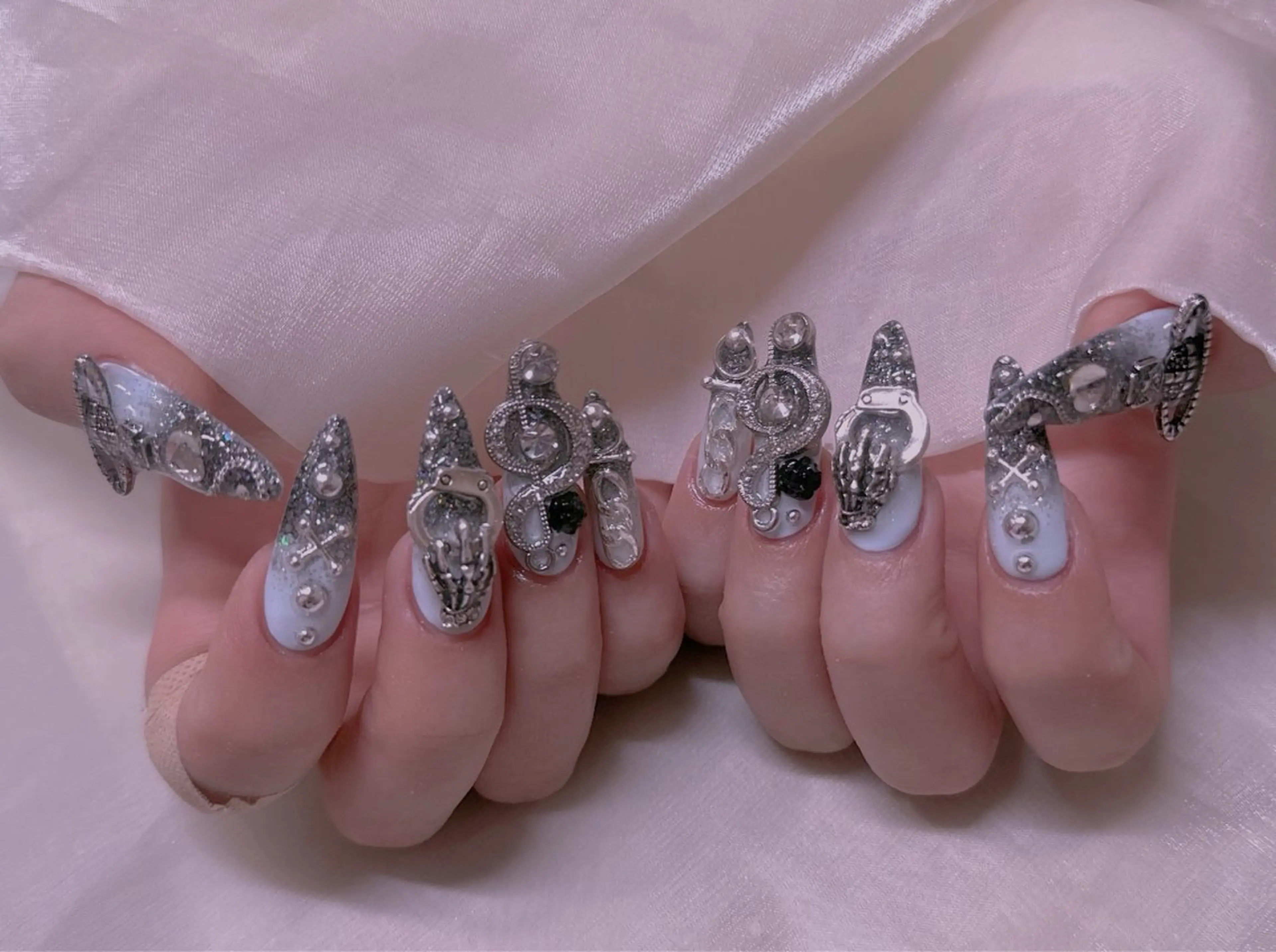 ネイル ハンドネイル エムズ ハヤシのネイルデザイン