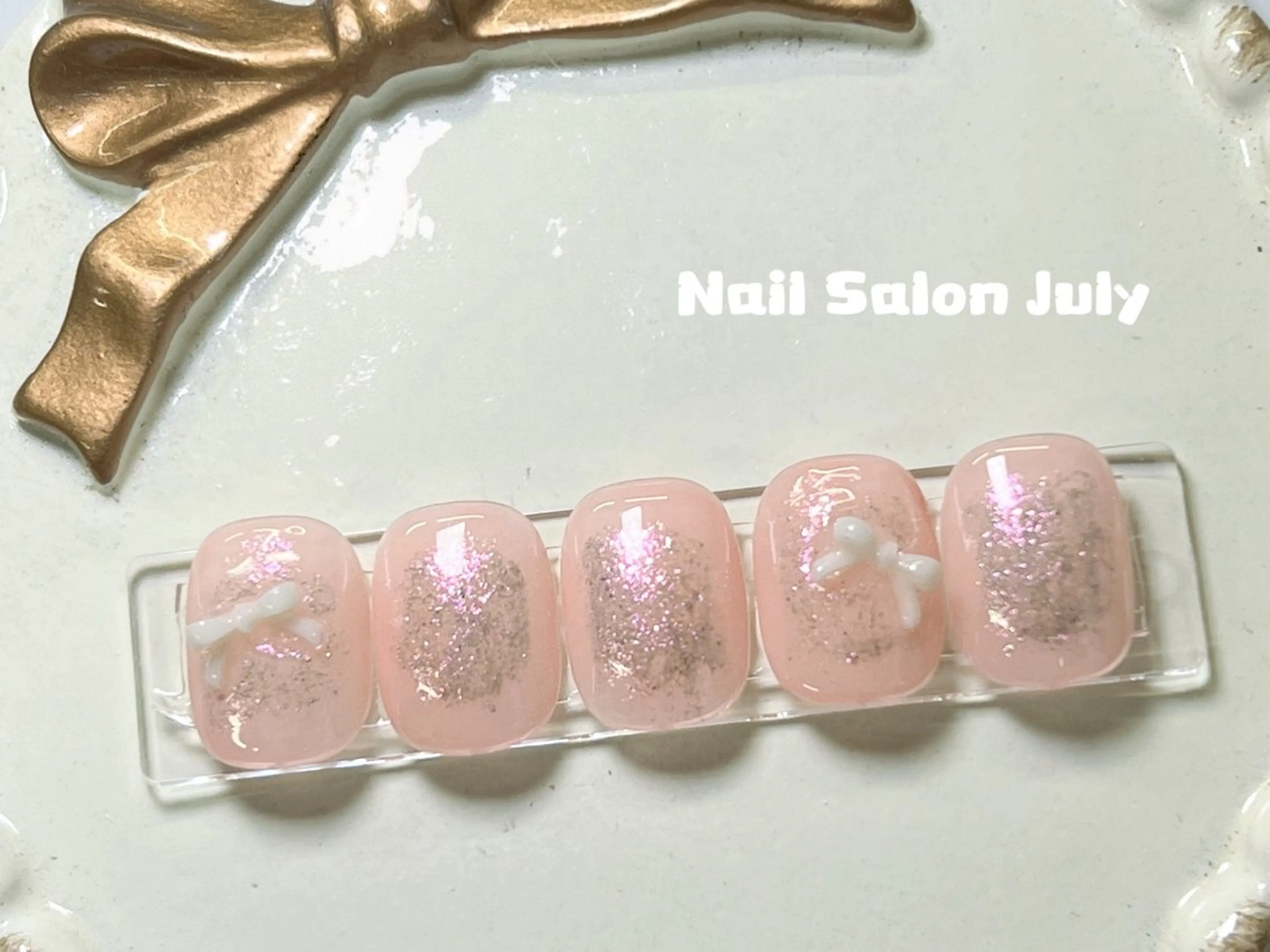 ネイル アートネイル オーロラネイル ジェルネイル ガーリー キラキラネイル ハンドネイル July モモのネイルデザイン