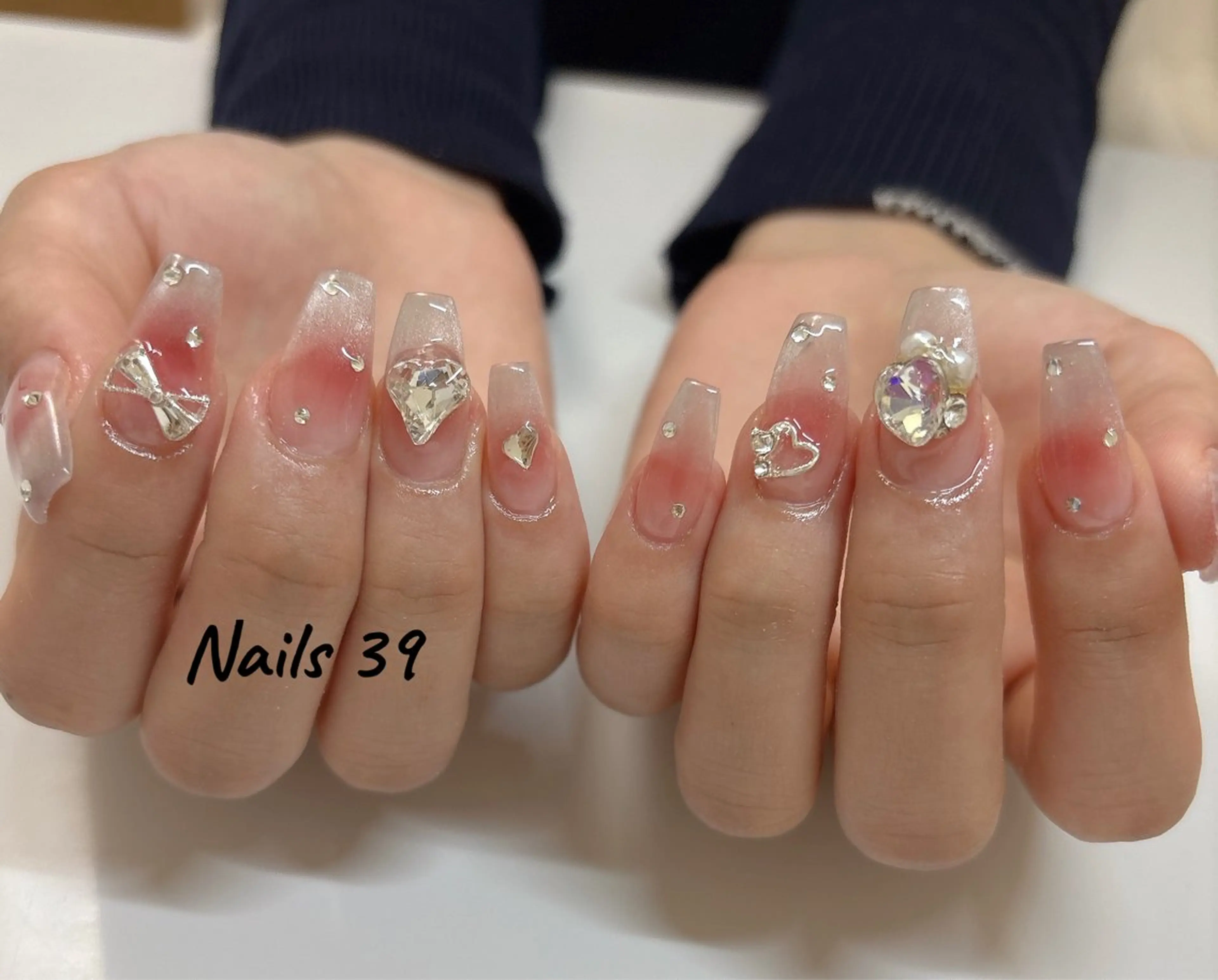 ネイル ハンドネイル ハンドケア Nails 39のネイルデザイン
