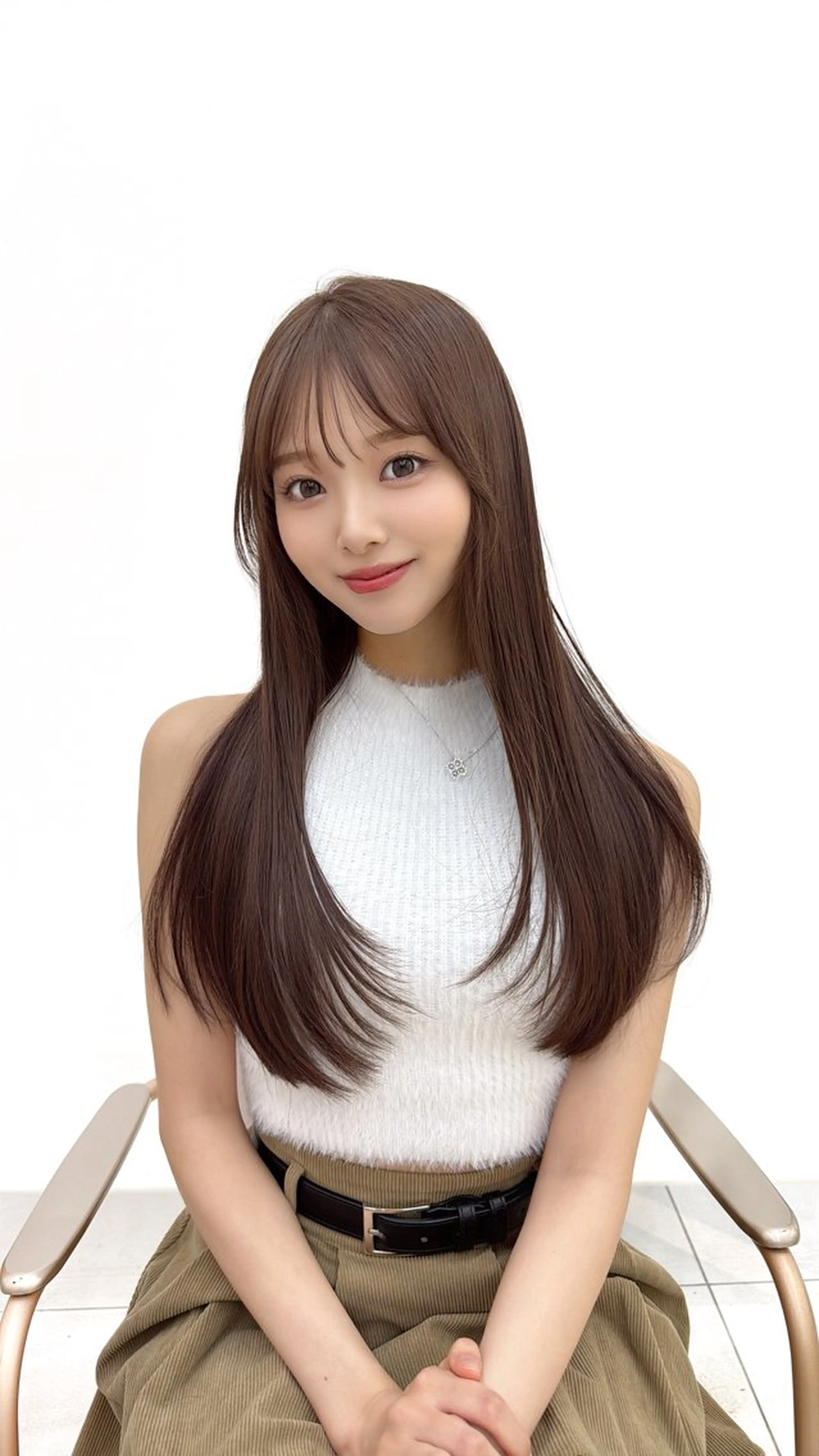 ロング レイヤーカット/ 顔まわり/アオイのヘアスタイル