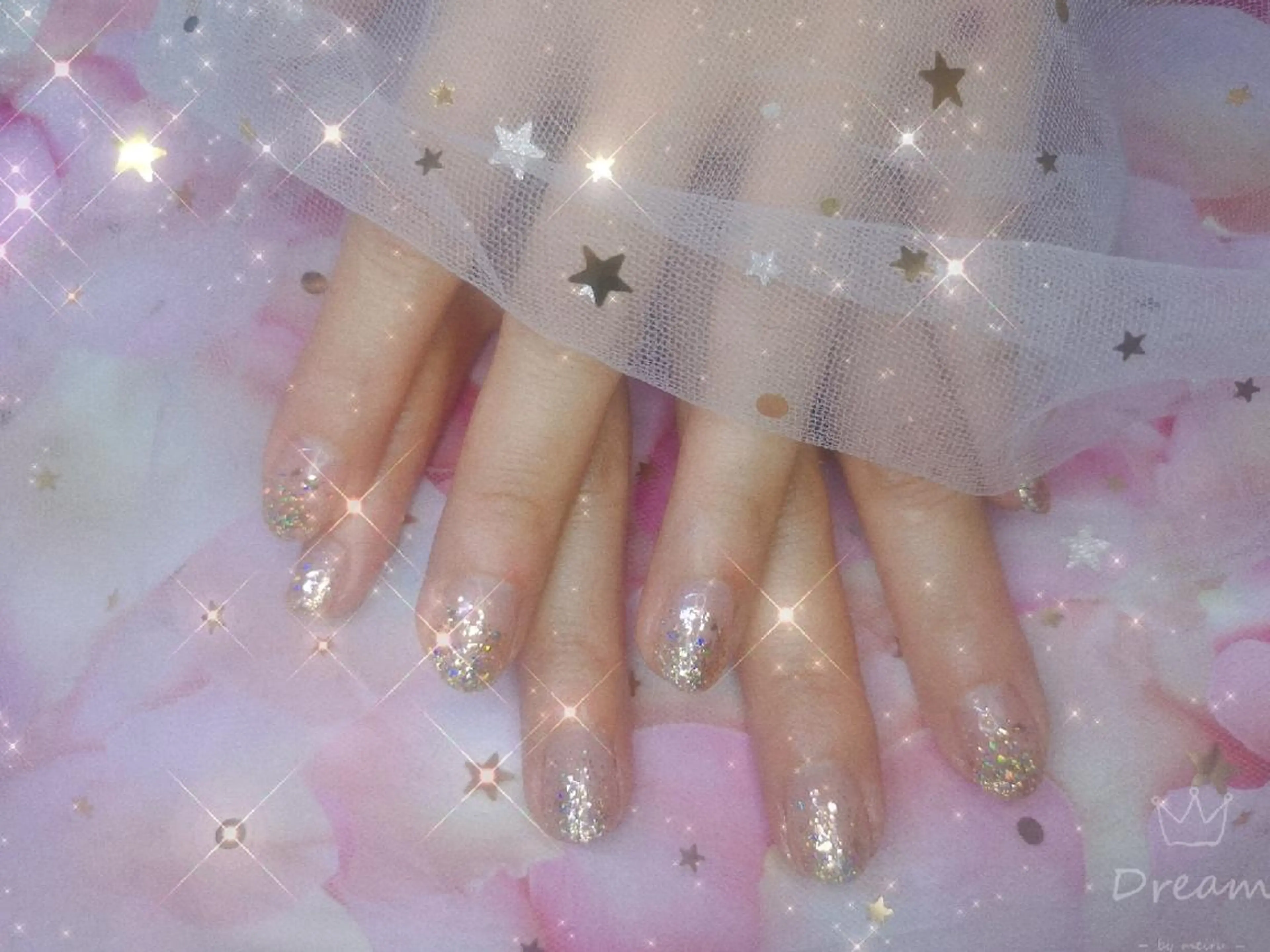 ネイル ミディアム キラキラネイル ハンドネイル ネイリストゆか💅 長さだし、深爪矯正のネイルデザイン