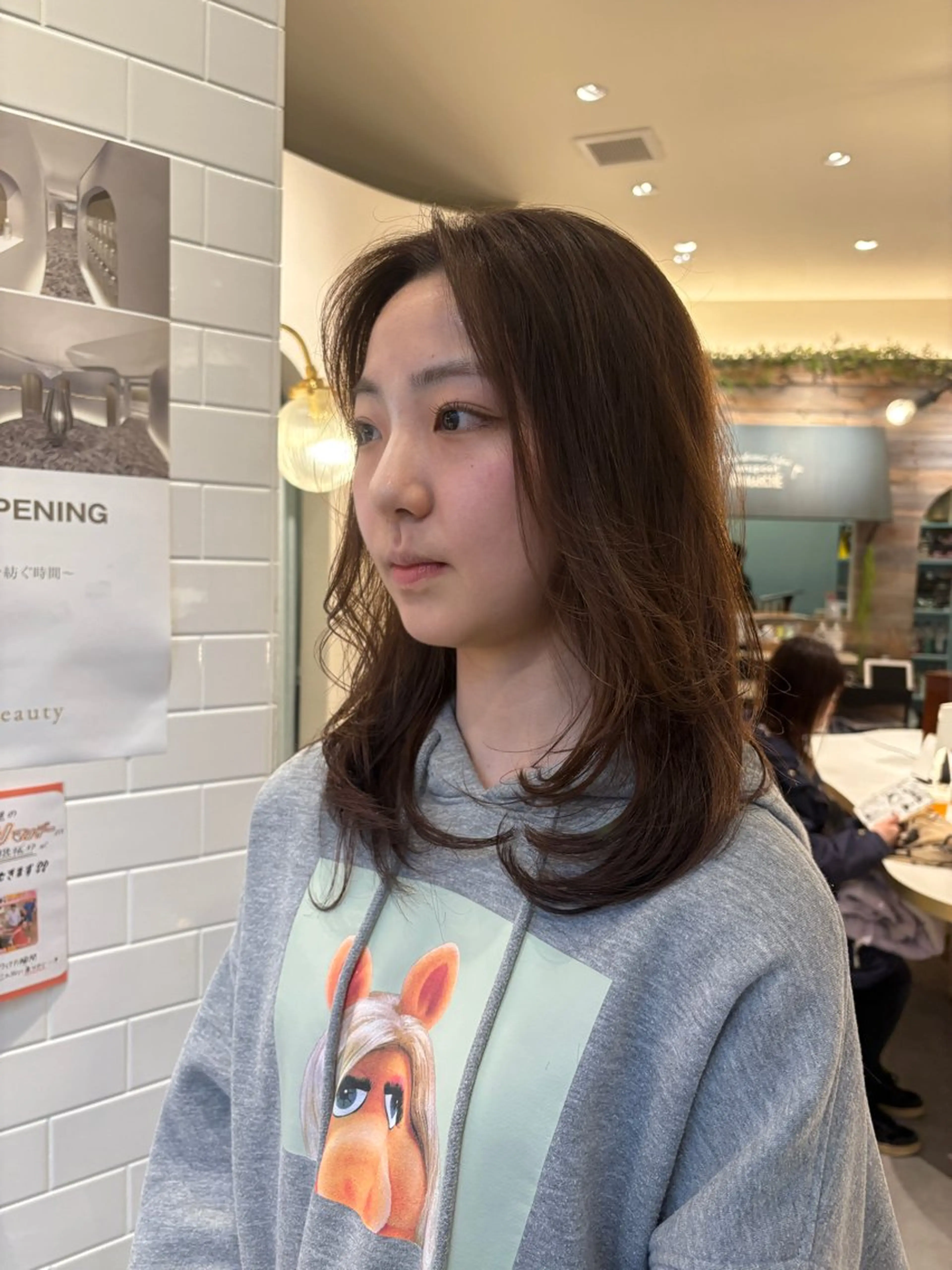 ミディアム カット ヘアカラー トリートメント 韓国風レイヤーカット 🇰🇷❕モカのヘアスタイル