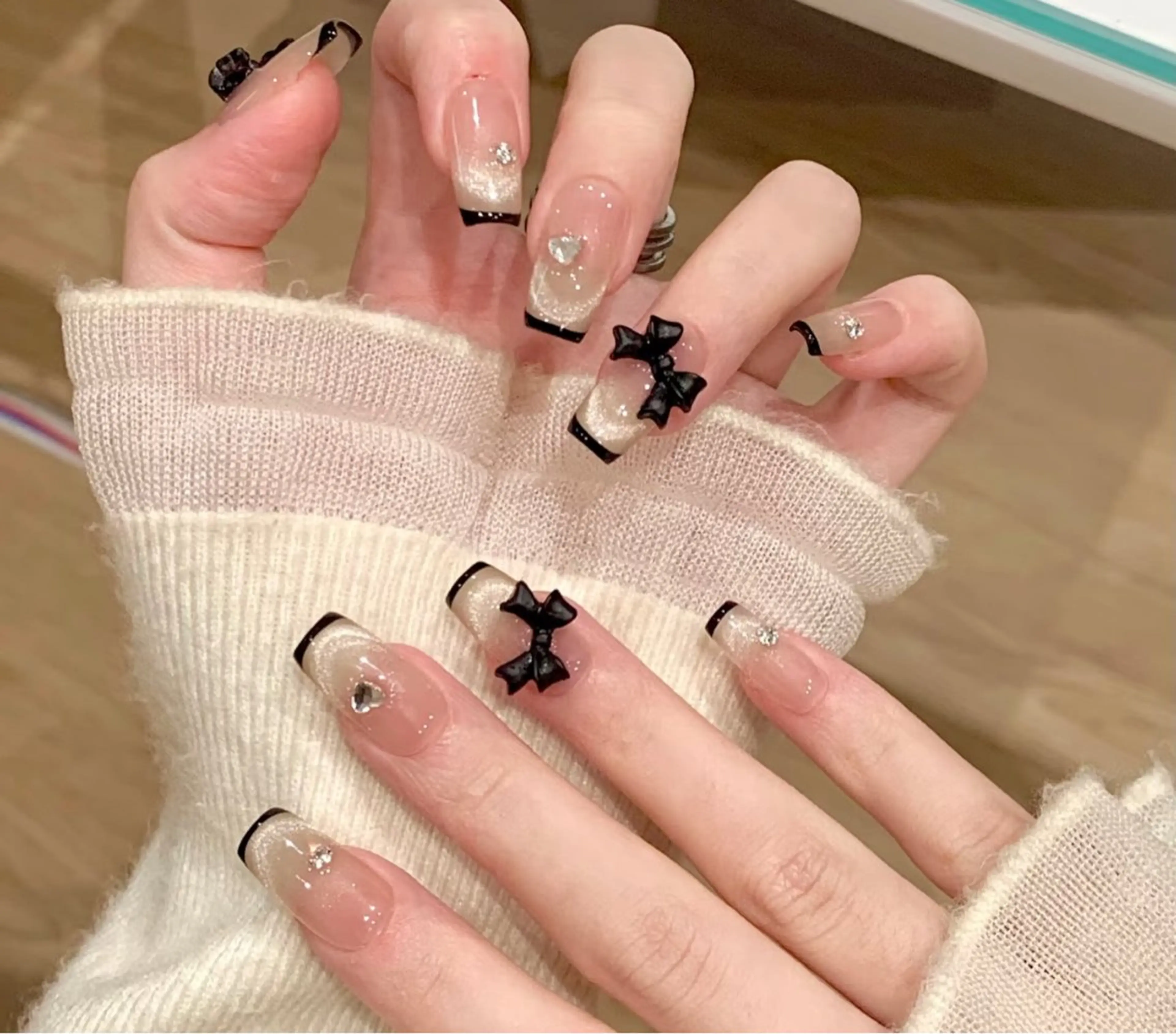 ネイル ハンドネイル ハンドケア 🍑 momo_nailのネイルデザイン