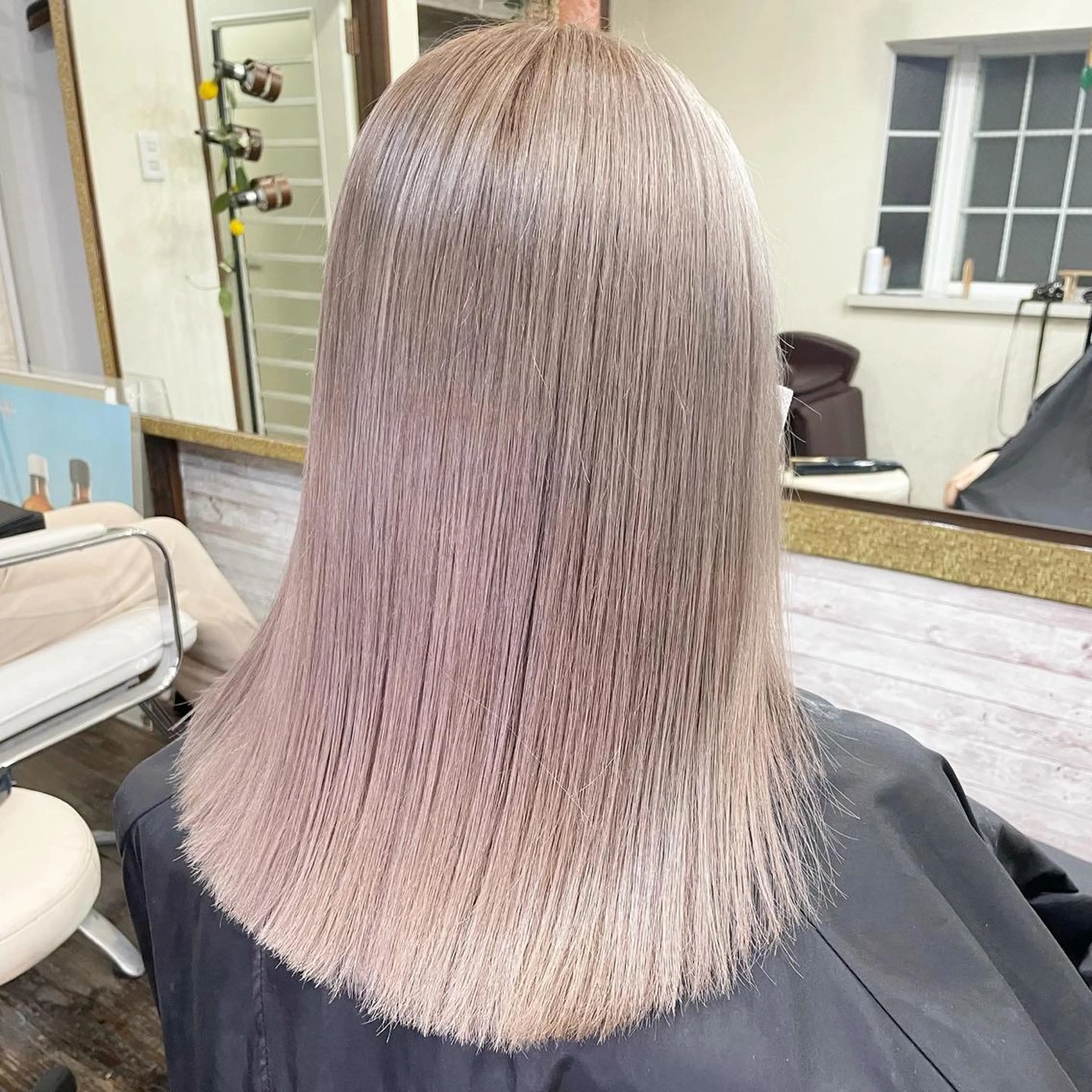 ミディアム カラー ヘアカラー 渡辺 健太のヘアスタイル