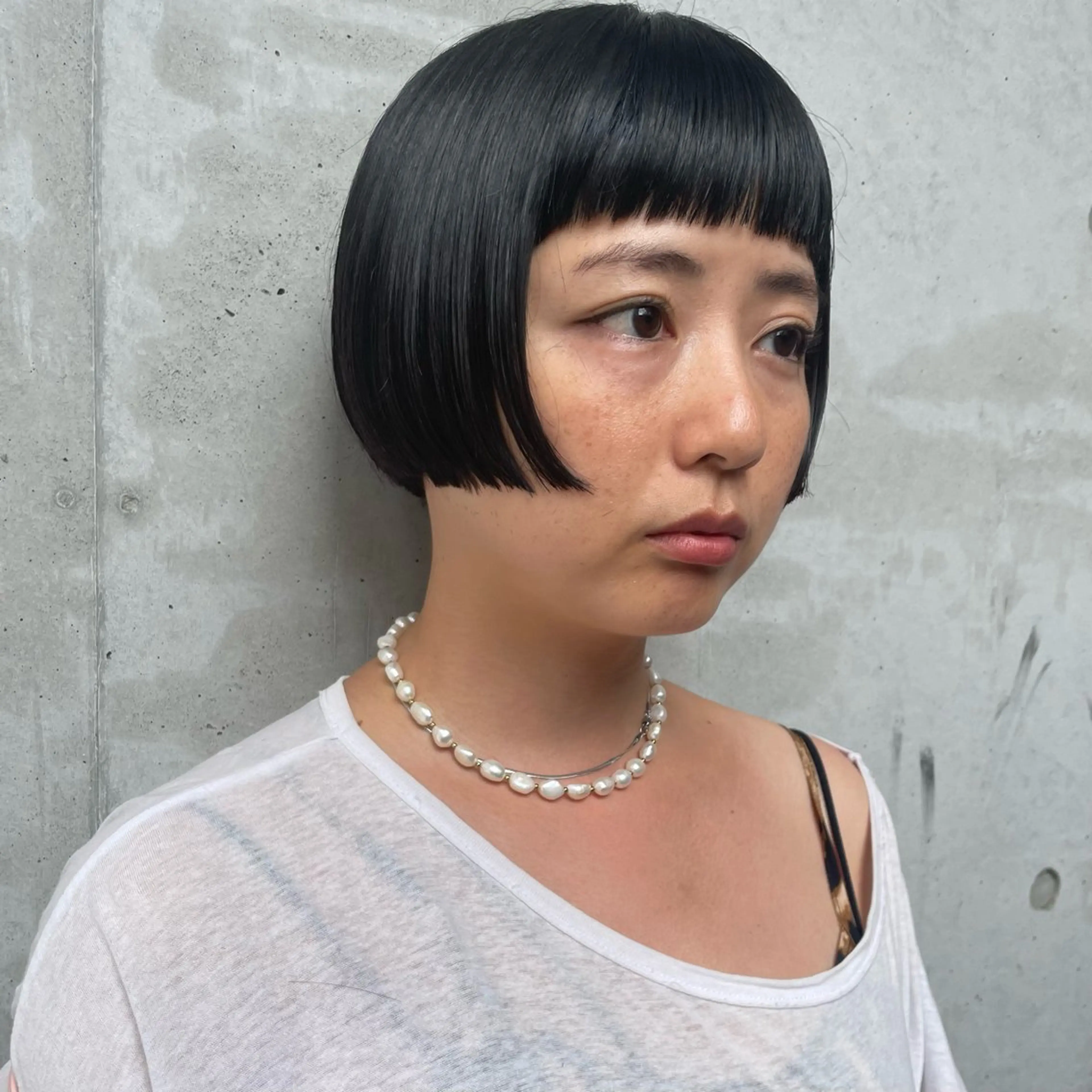 ショート カット ヘアカラー ホリケ アオイのヘアスタイル
