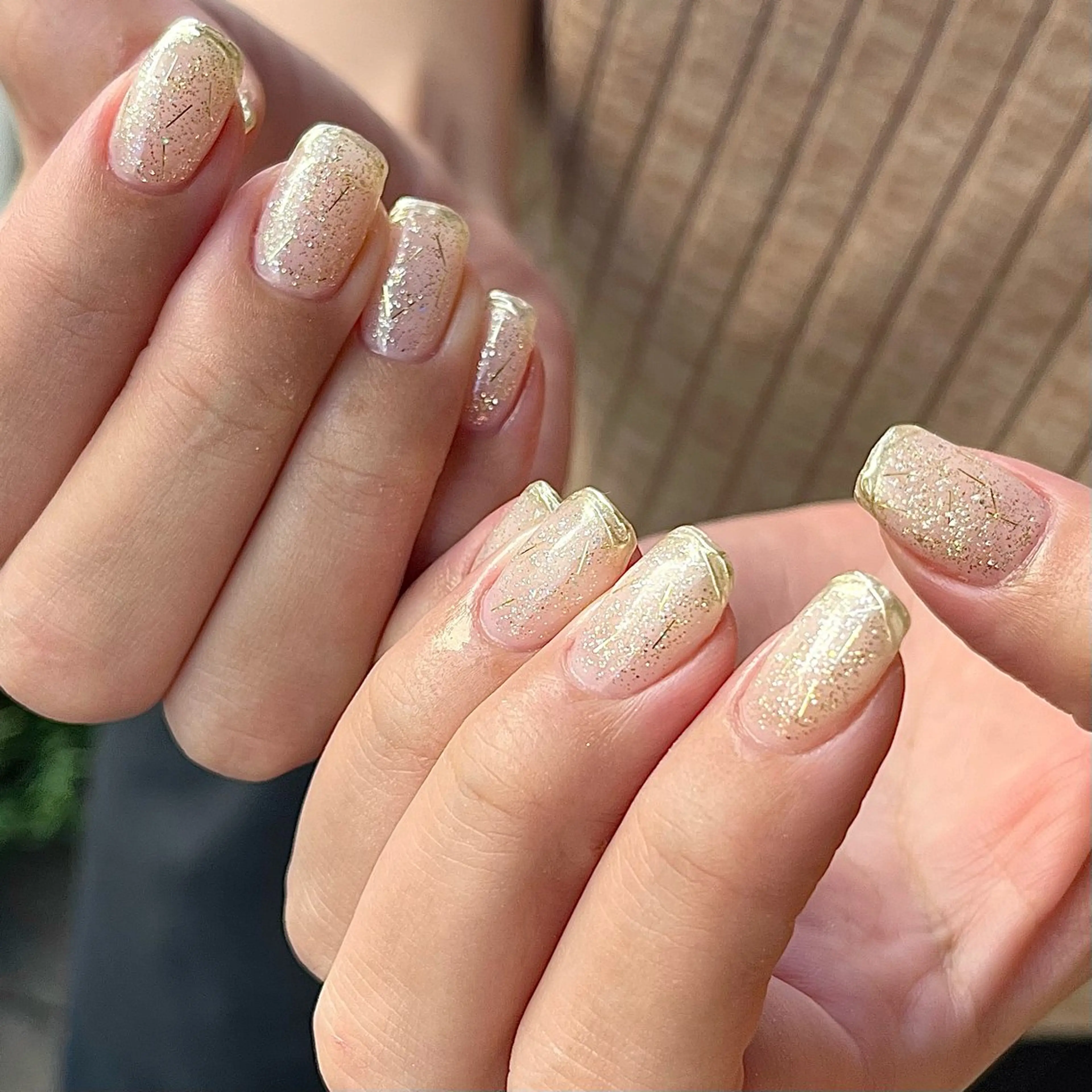 ネイル アートネイル キラキラネイル ラメ(グリッター) ミラーネイル オフィスネイル ハンドネイル para ☀︎ sol by BECK所属・Para Sol nail　Maoのネイルデザイン
