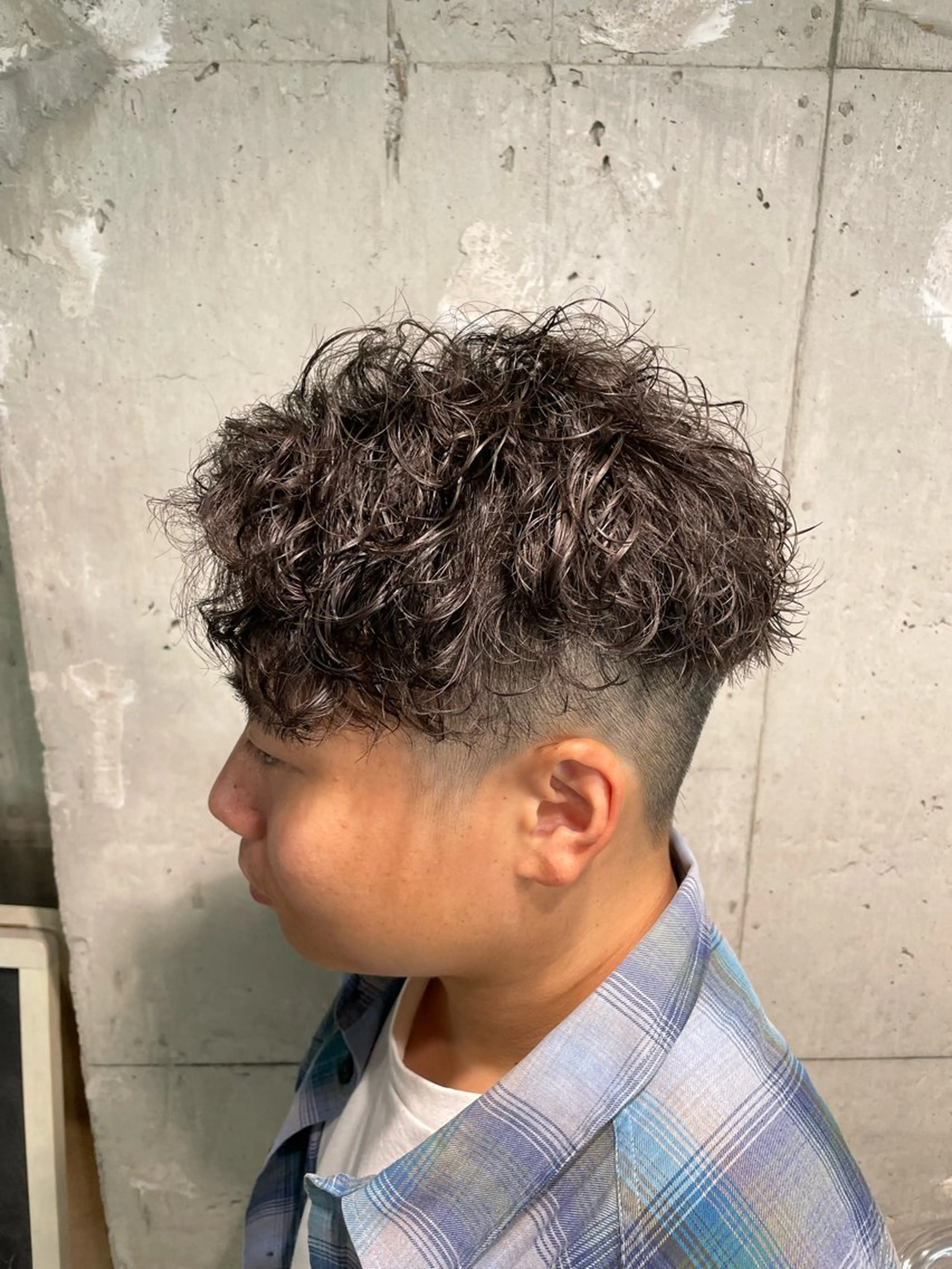 パーマ メンズ カット ヘアカラー トリートメント 艶髪/透明感🪽 DISCO🪽のヘアスタイル