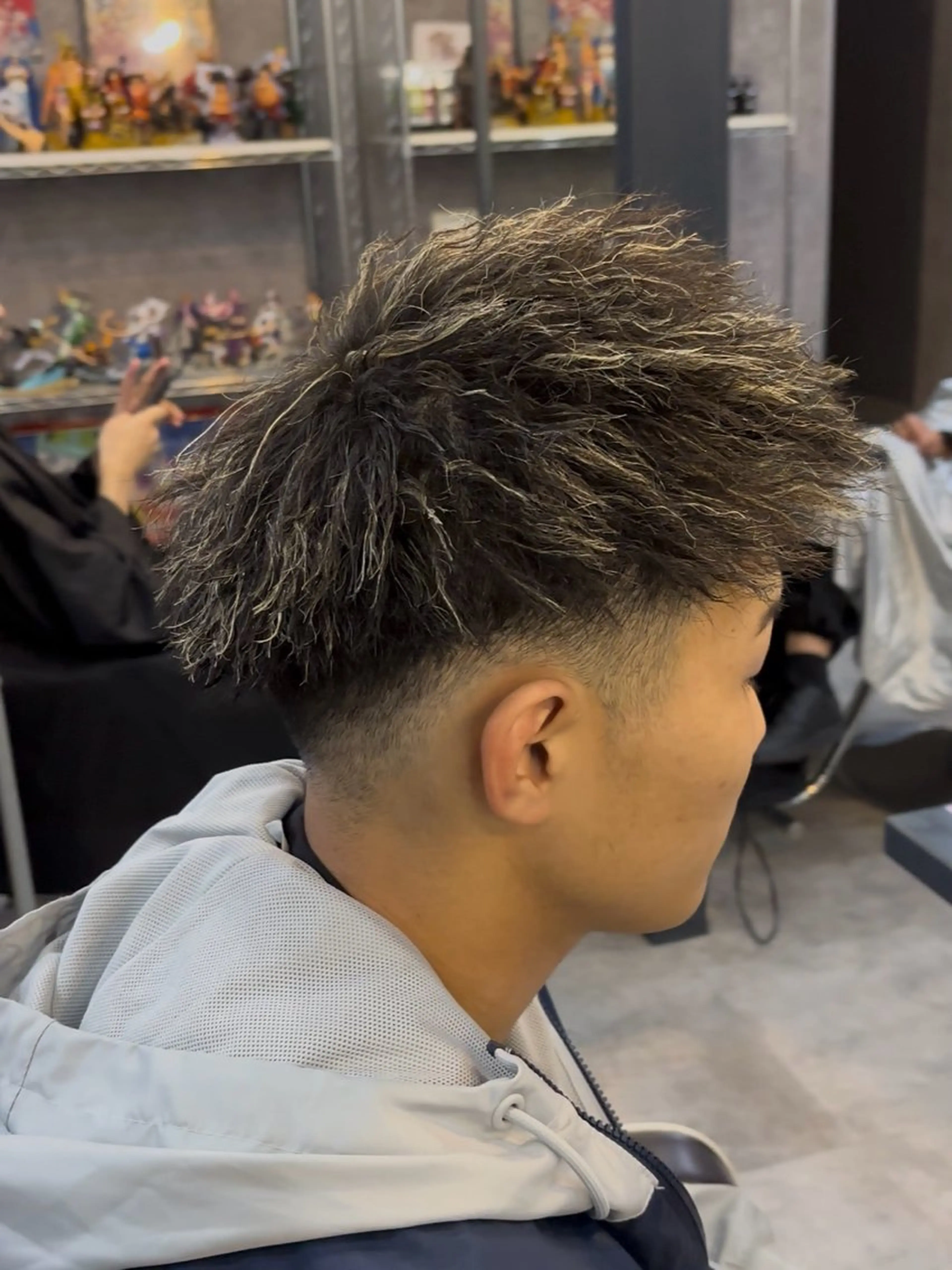 ショート カラー パーマ メンズ シュンヤ🔥メンズ パーマ特化🔥新小岩のヘアスタイル