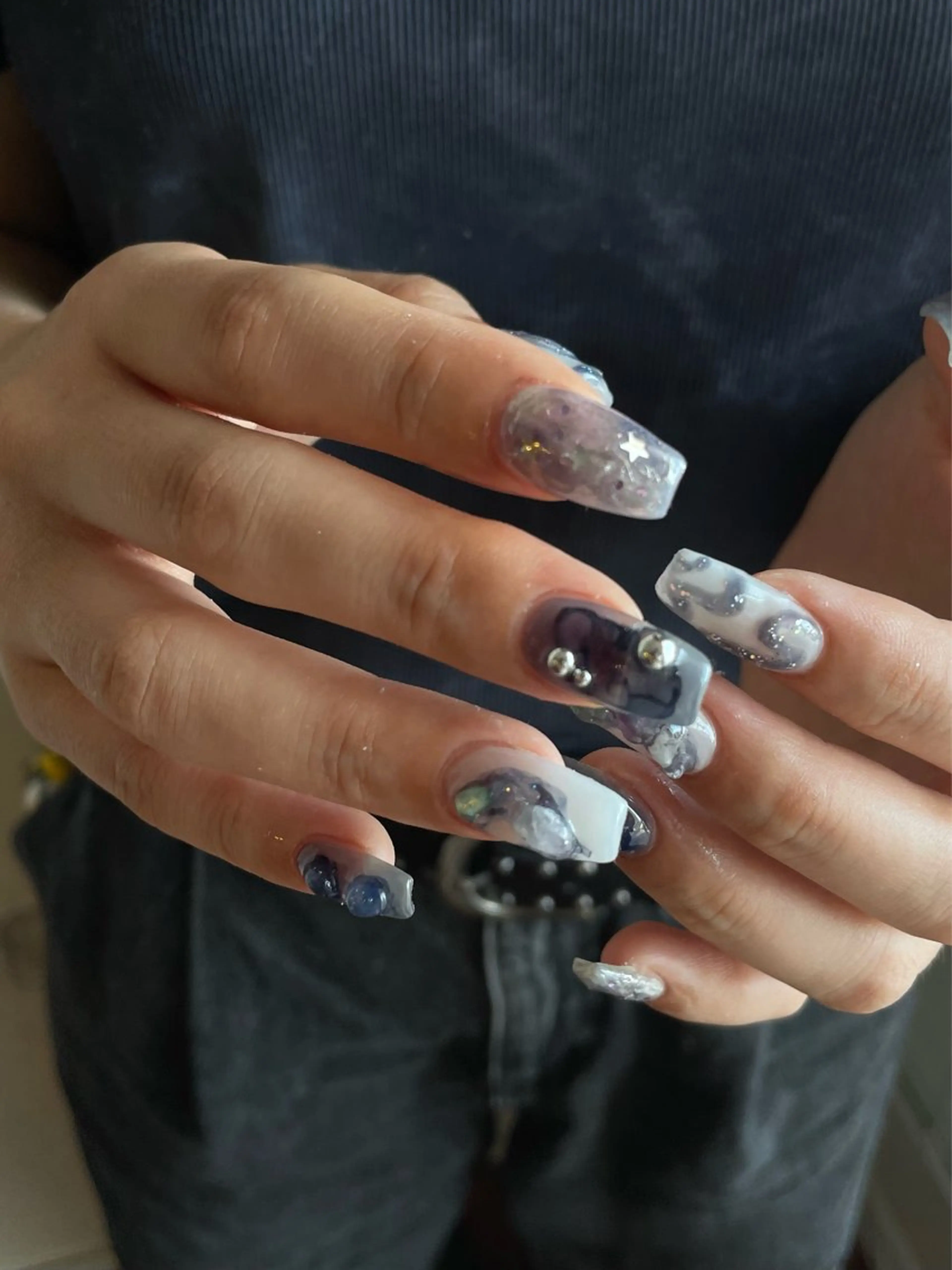 ネイル ハンドネイル shion .のネイルデザイン